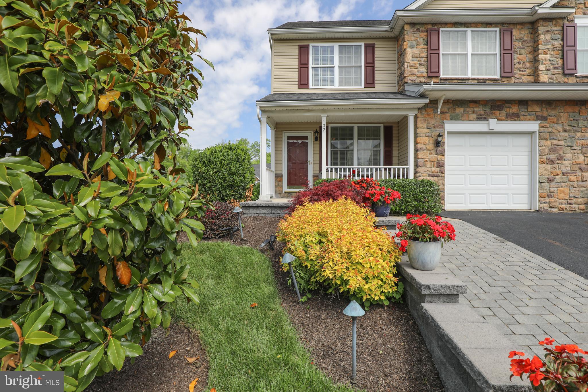 WOODHAVEN HILLS - Residential