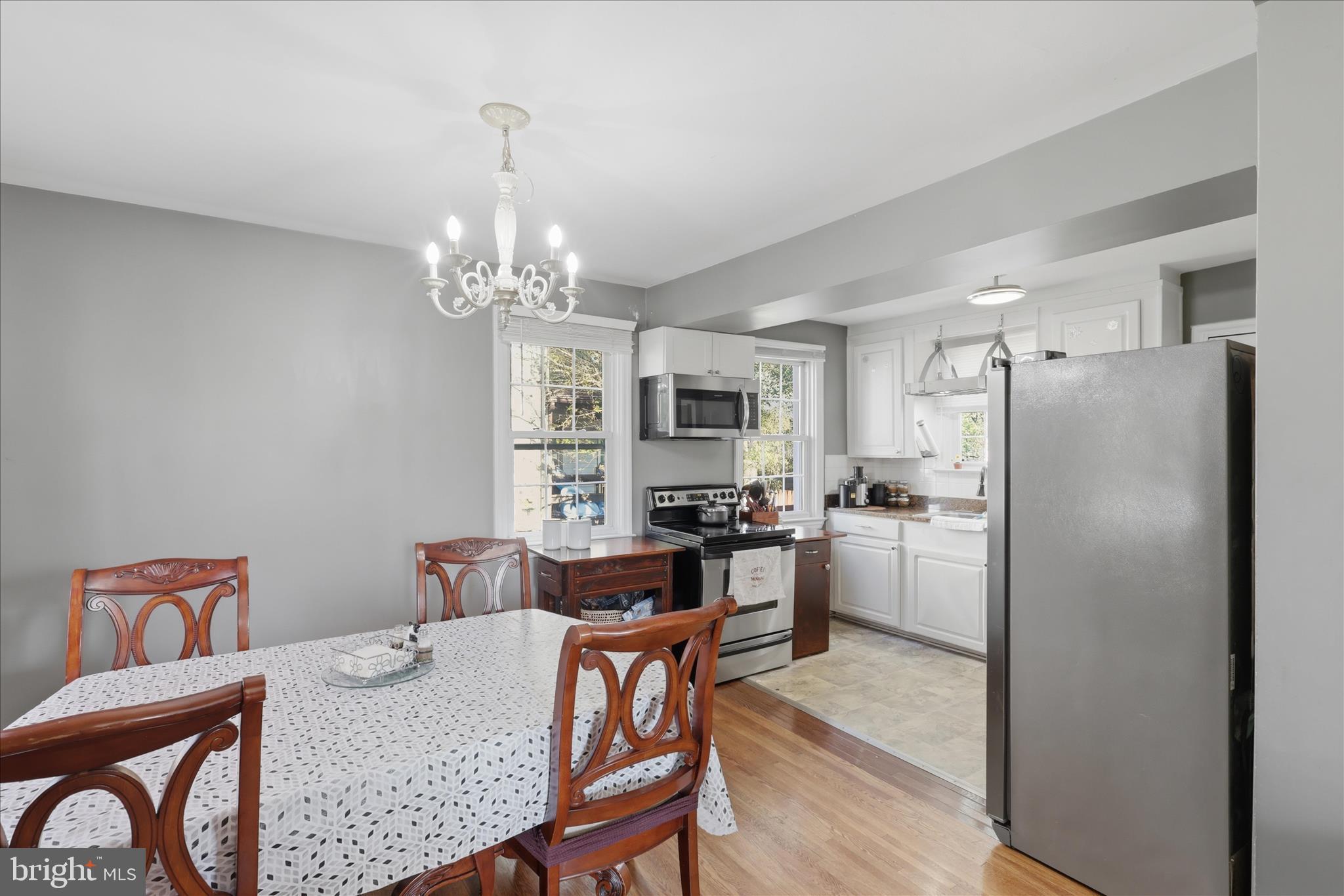 HAMILTON PARK - Residential