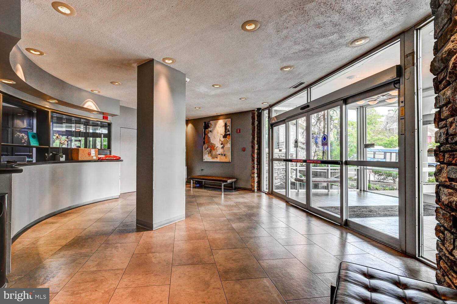 GUILFORD - Residential Lease