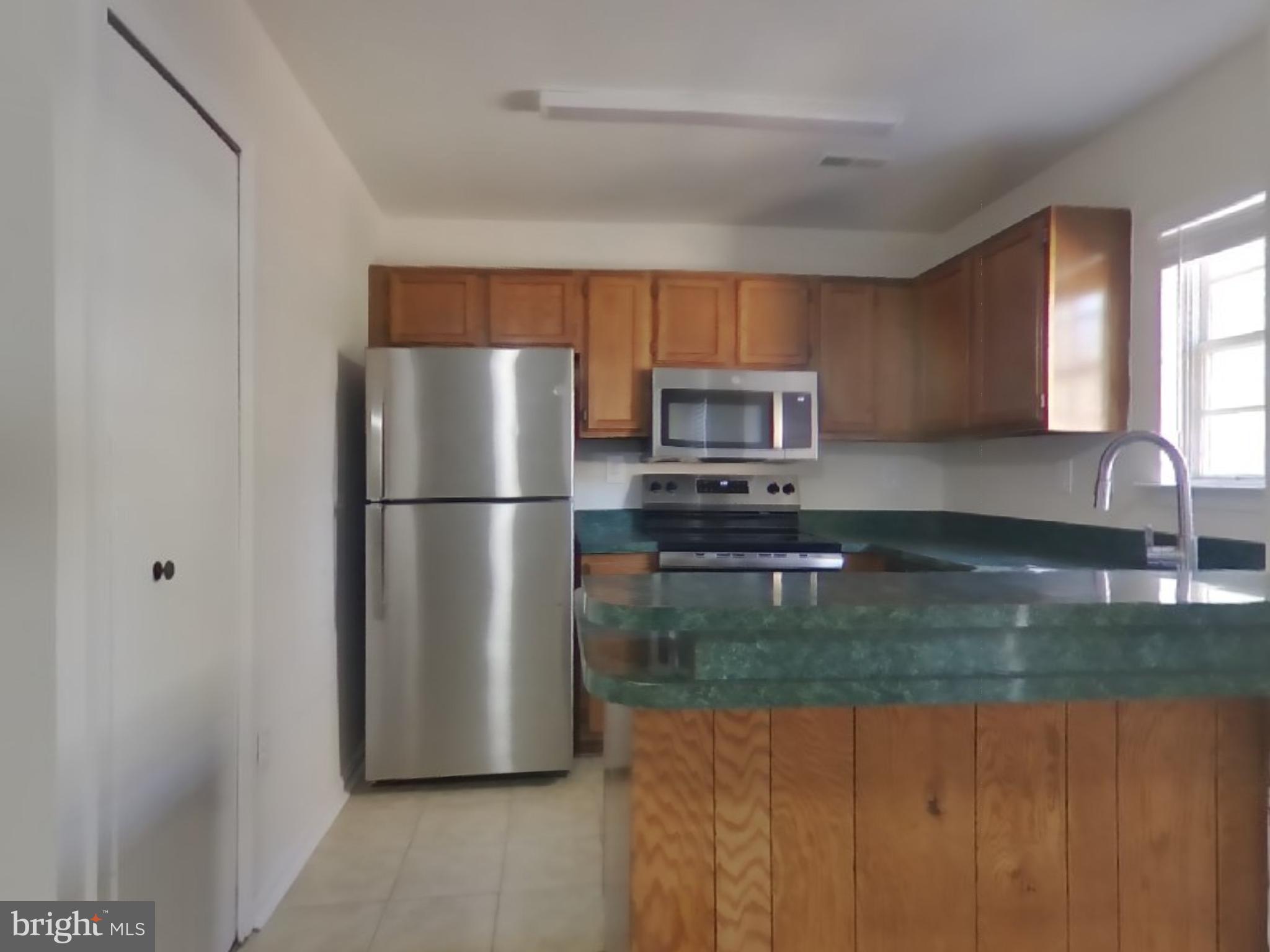 ST CHARLES SUB - LANCASTER - Residential Lease