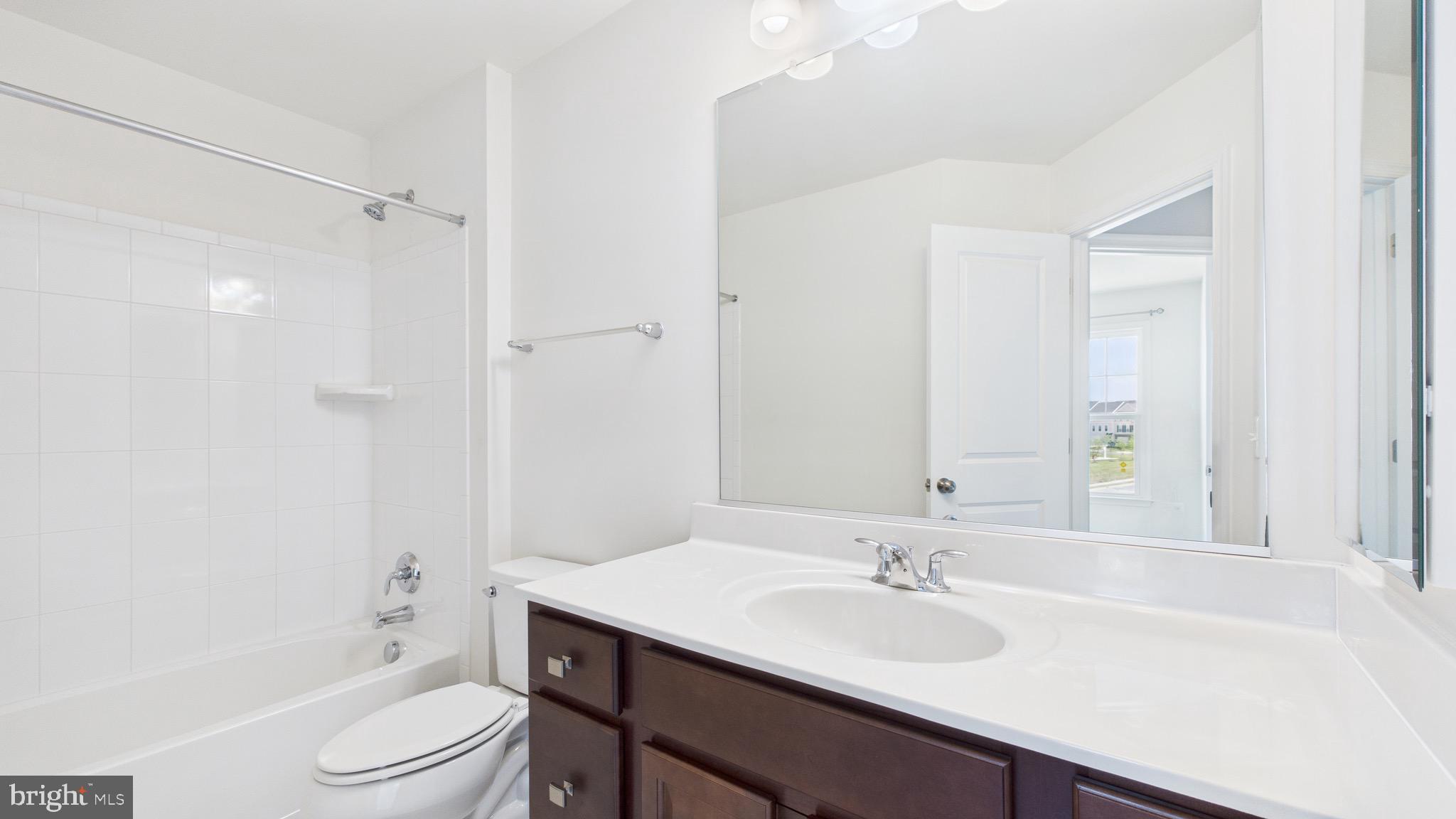 FIELDSTONE - Residential Lease