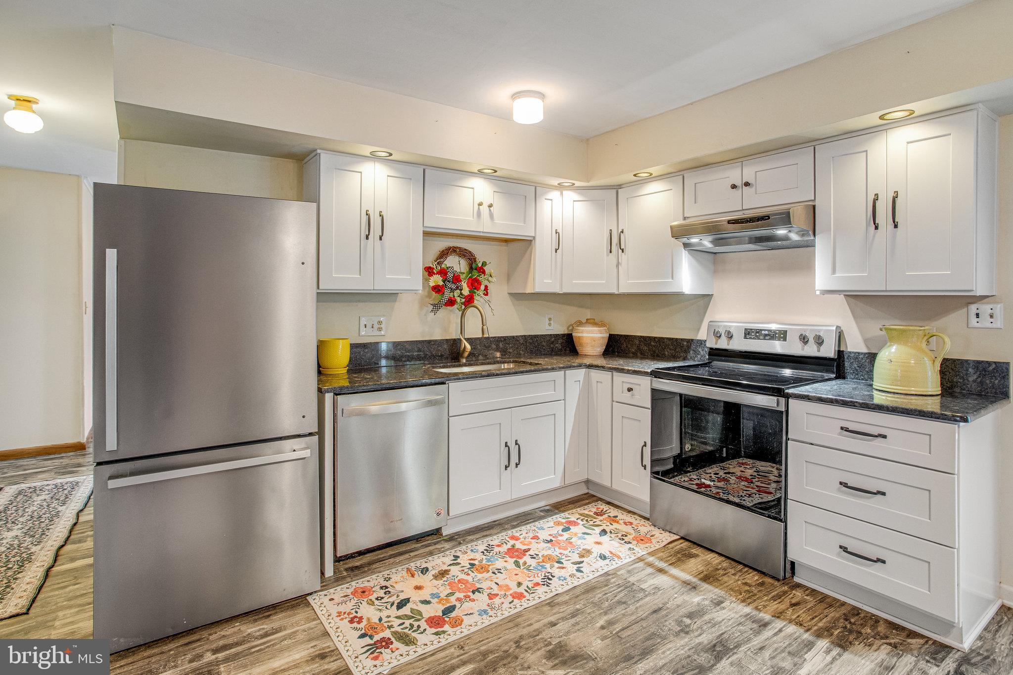 DALE CITY - Residential