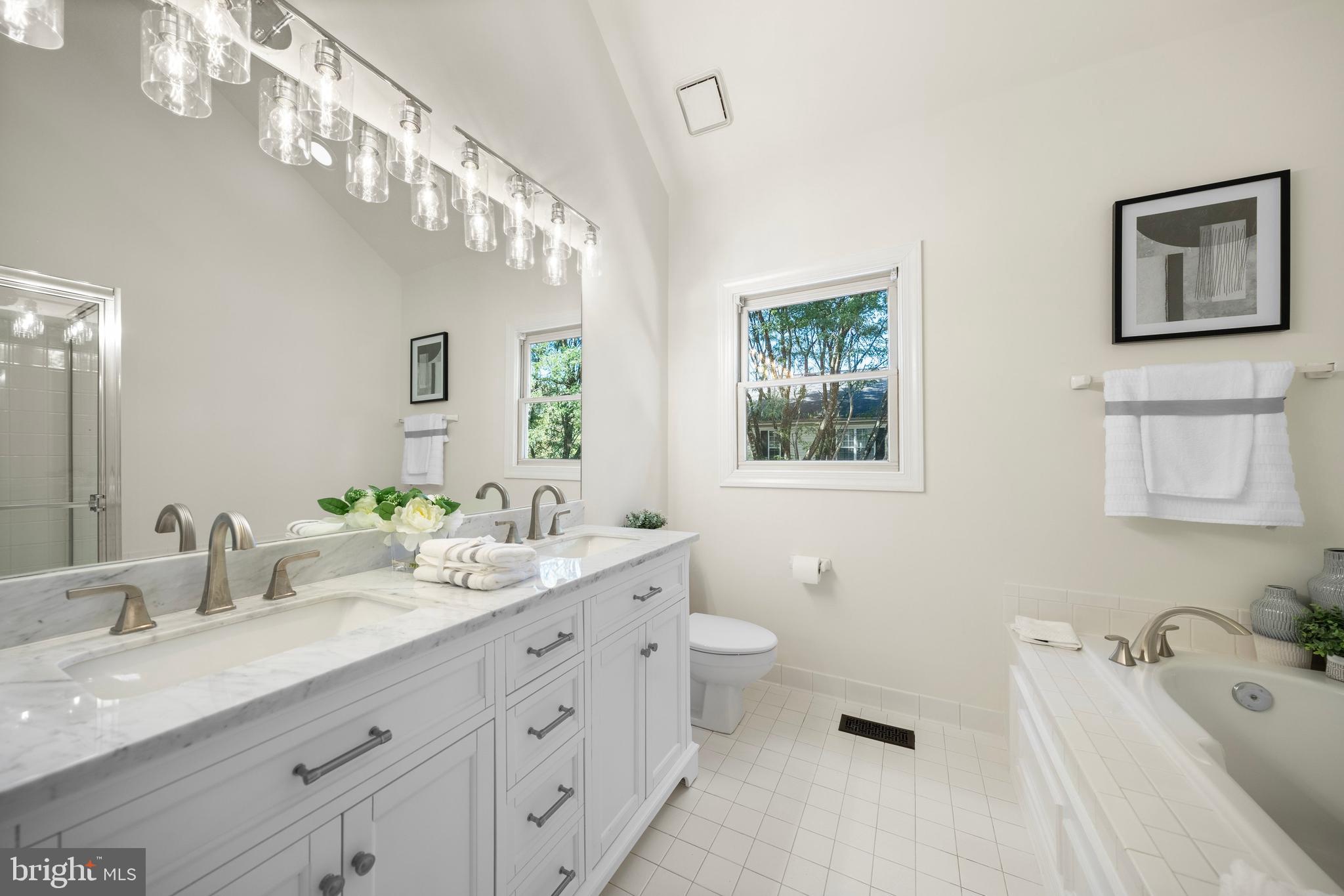 DECOVERLY ADVENTURE - Residential