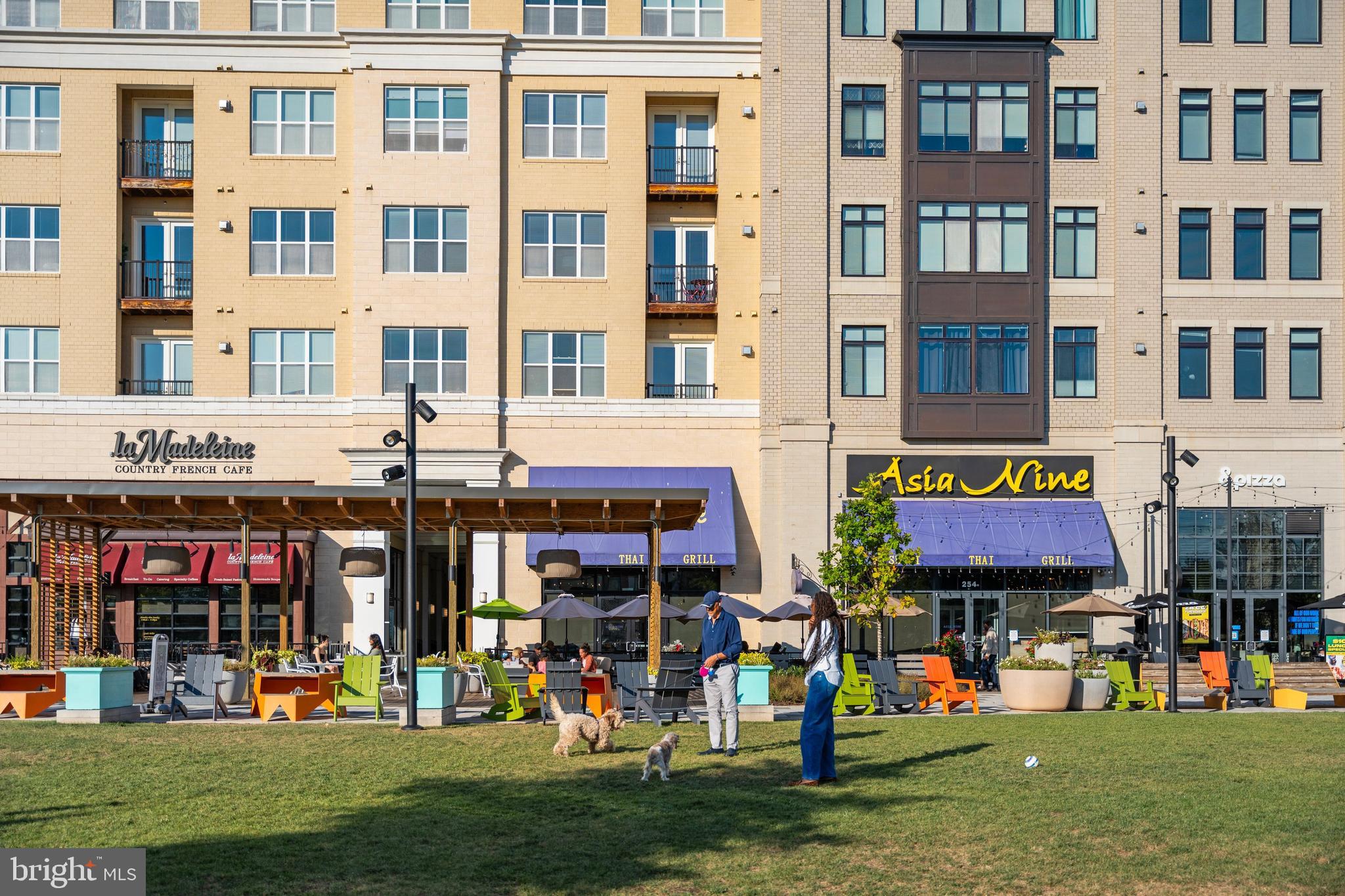 DECOVERLY ADVENTURE - Residential