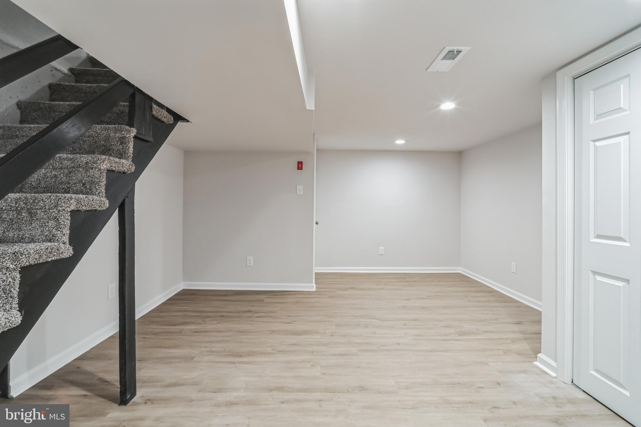 DELMAR VILLAGE - Residential Lease