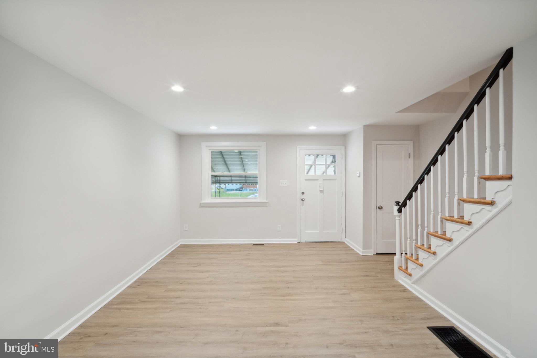 DELMAR VILLAGE - Residential Lease