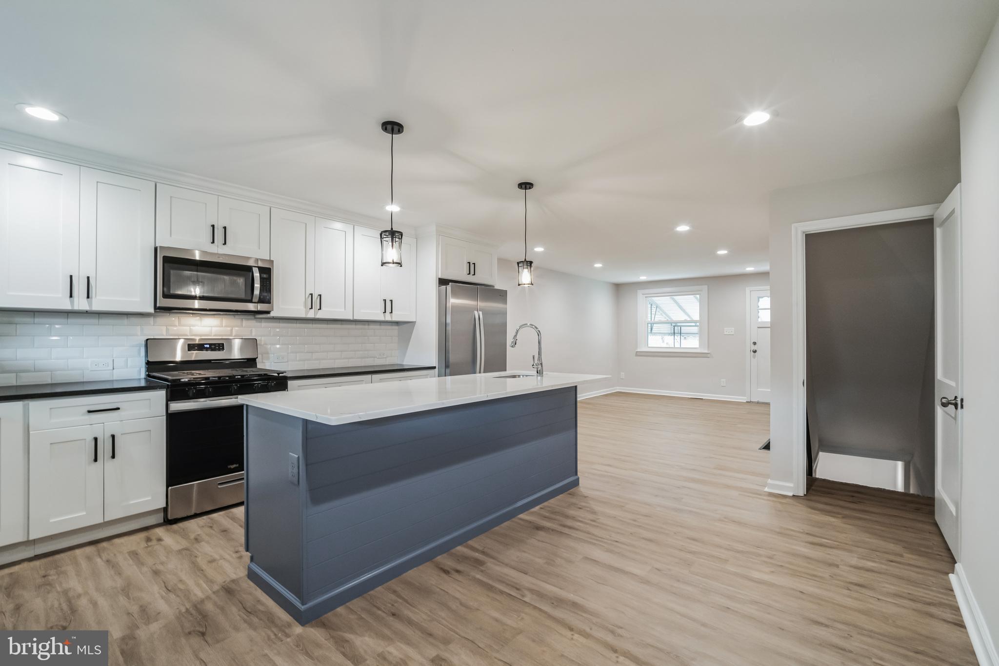 DELMAR VILLAGE - Residential Lease