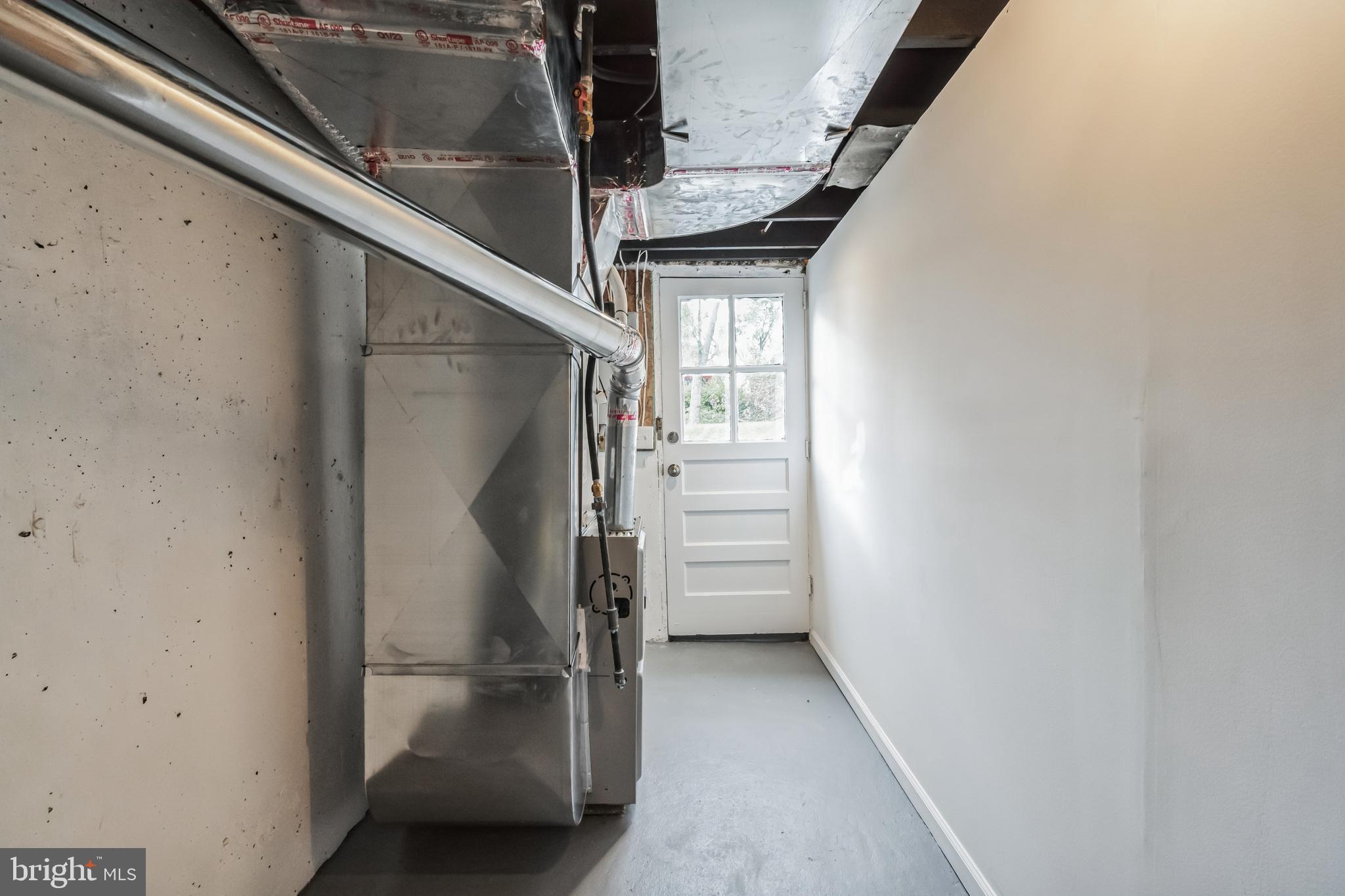 DELMAR VILLAGE - Residential Lease