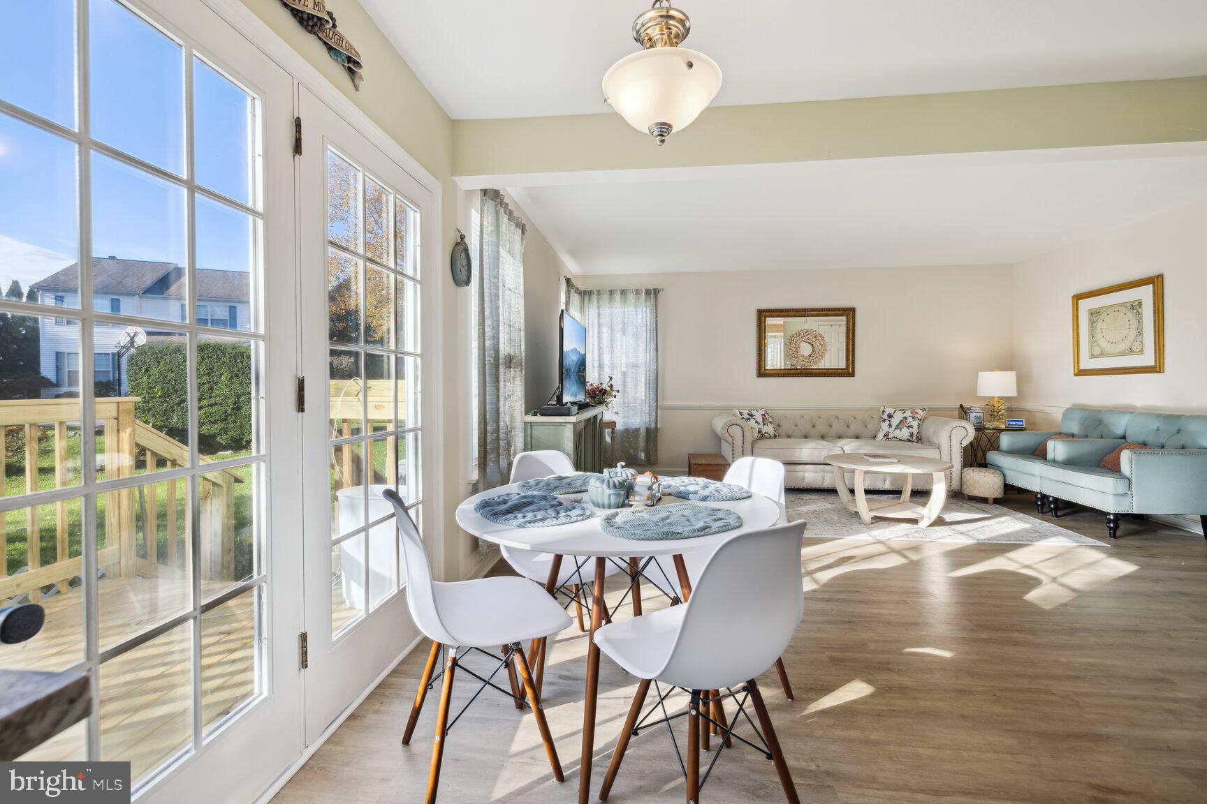 PINEY MEADOW - Residential