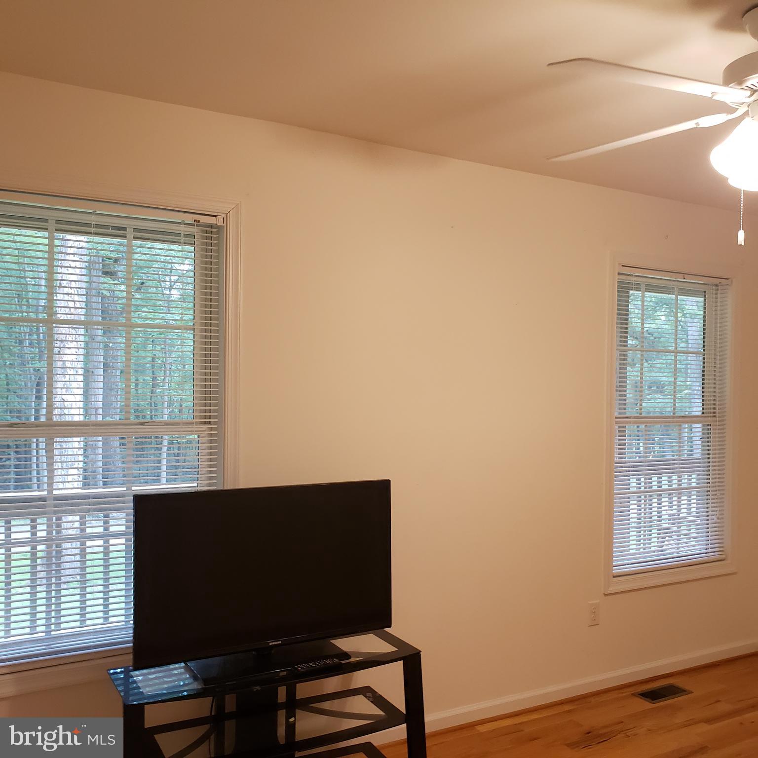 MOUNTAIN FALLS PARK - Residential