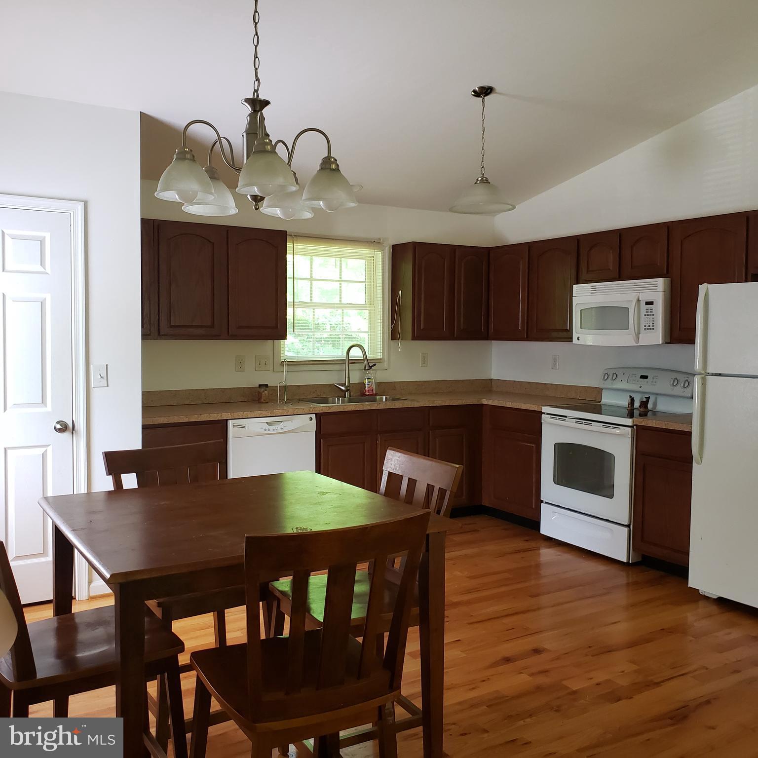 MOUNTAIN FALLS PARK - Residential