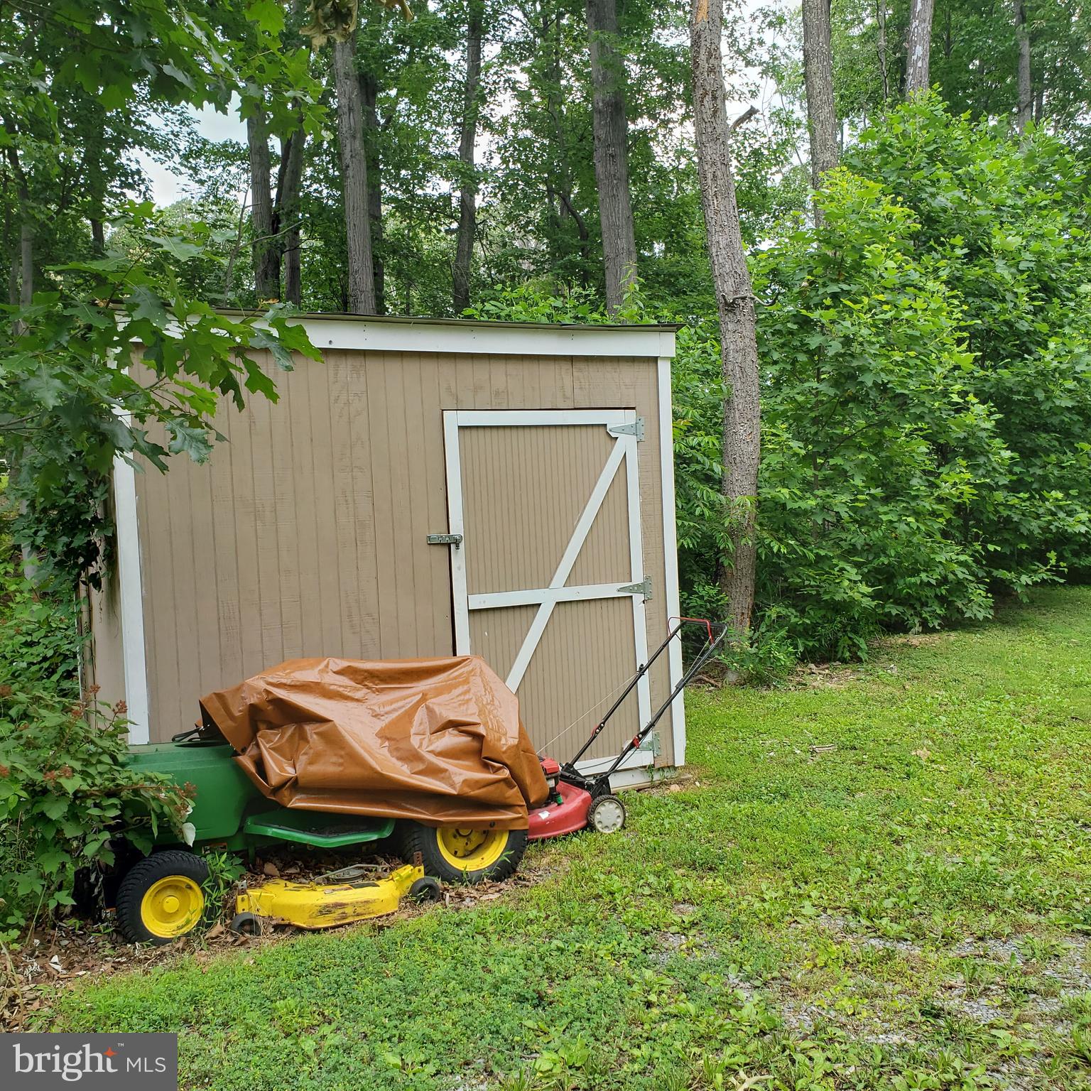 MOUNTAIN FALLS PARK - Residential