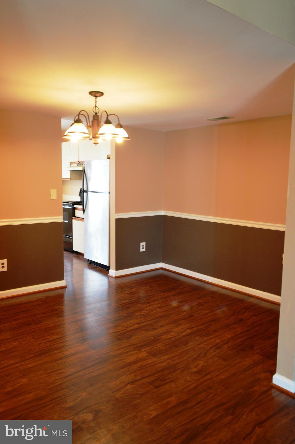 WHISPERING WOODS - Residential