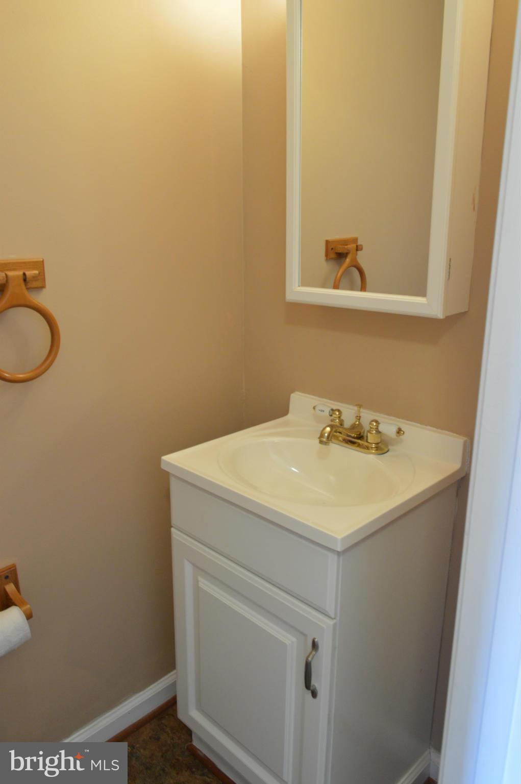 WHISPERING WOODS - Residential