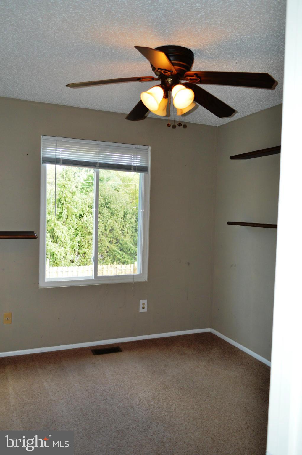 WHISPERING WOODS - Residential