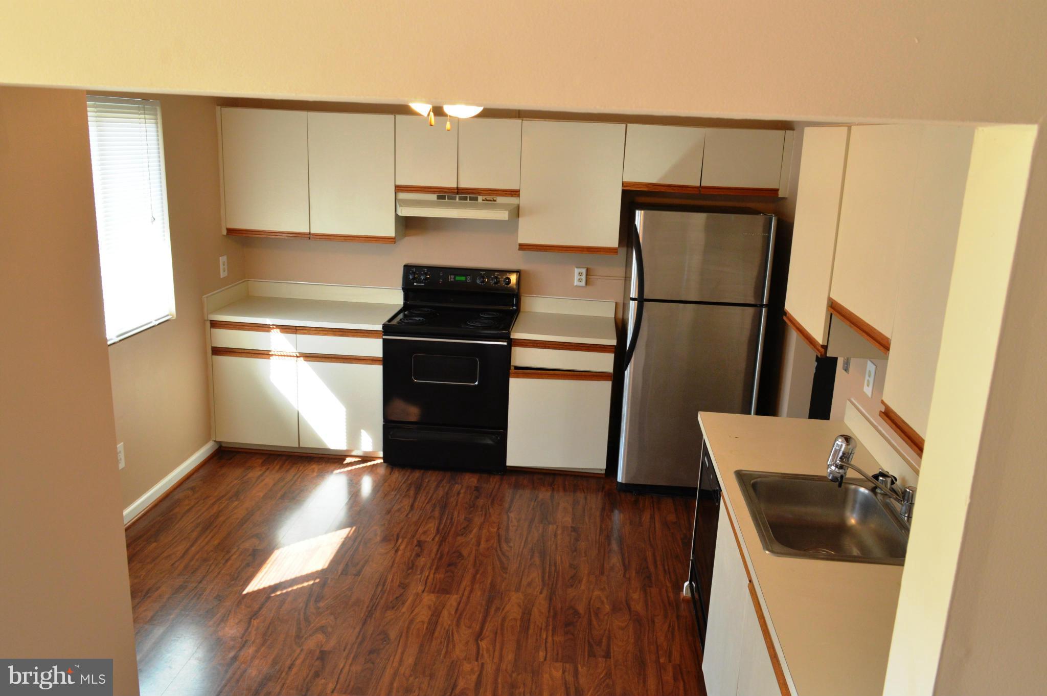 WHISPERING WOODS - Residential