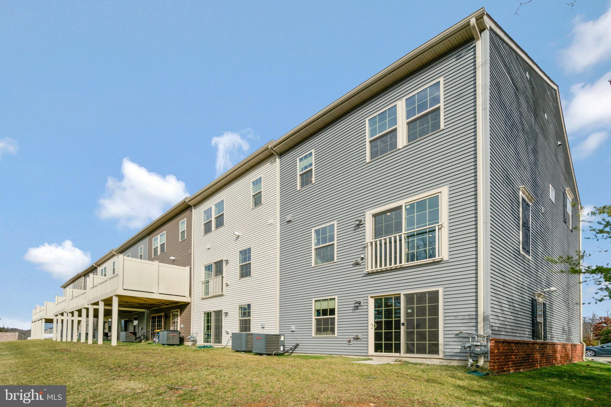 SIGNATURE CLUB - Residential