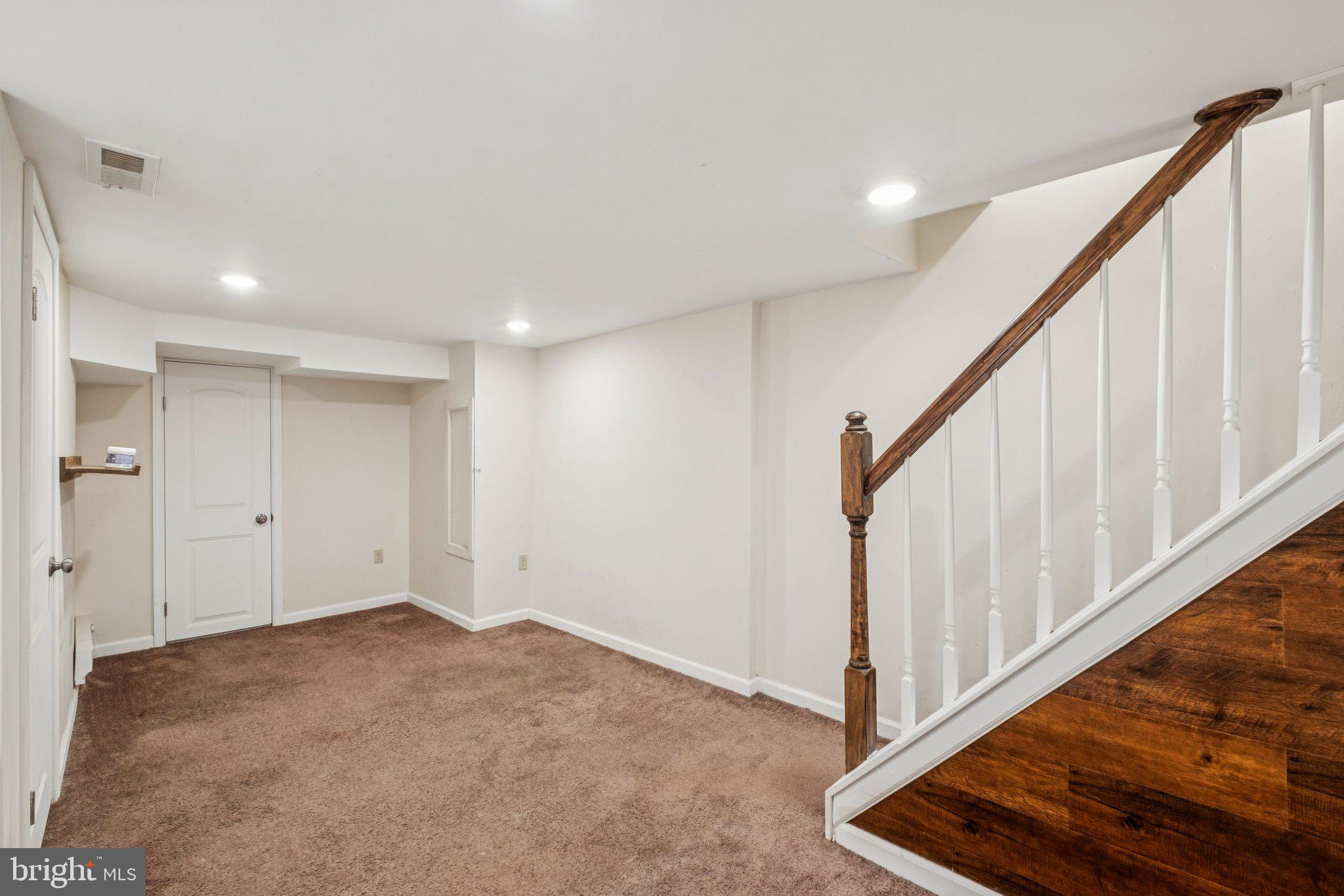 OAK LANE - Residential