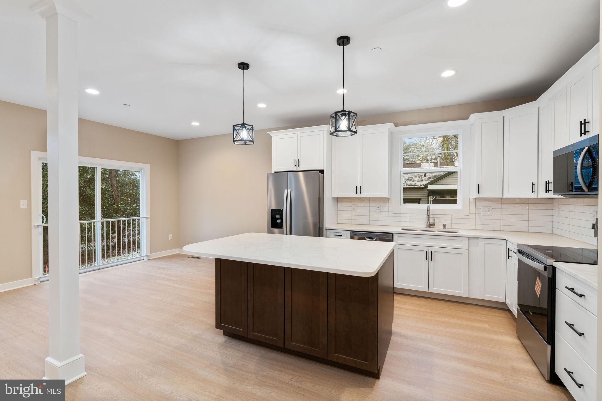 CARROLLTON MANOR - Residential