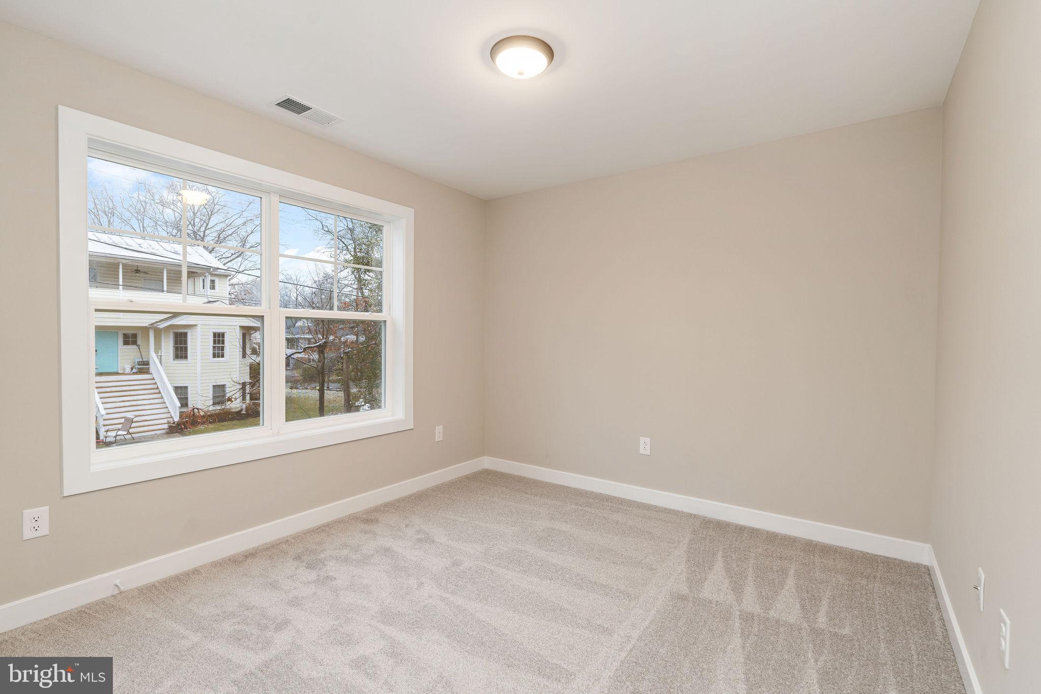 CARROLLTON MANOR - Residential