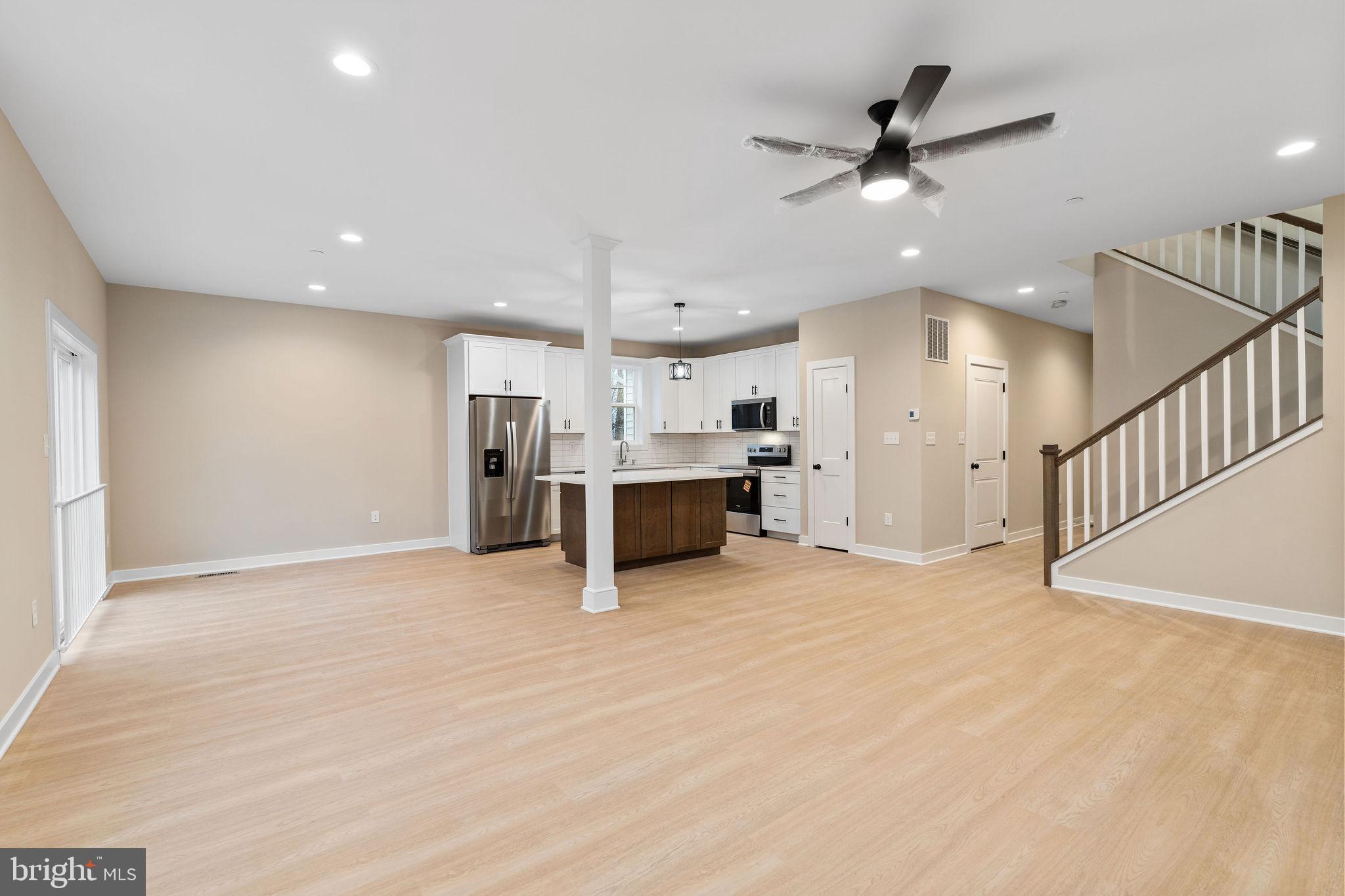 CARROLLTON MANOR - Residential