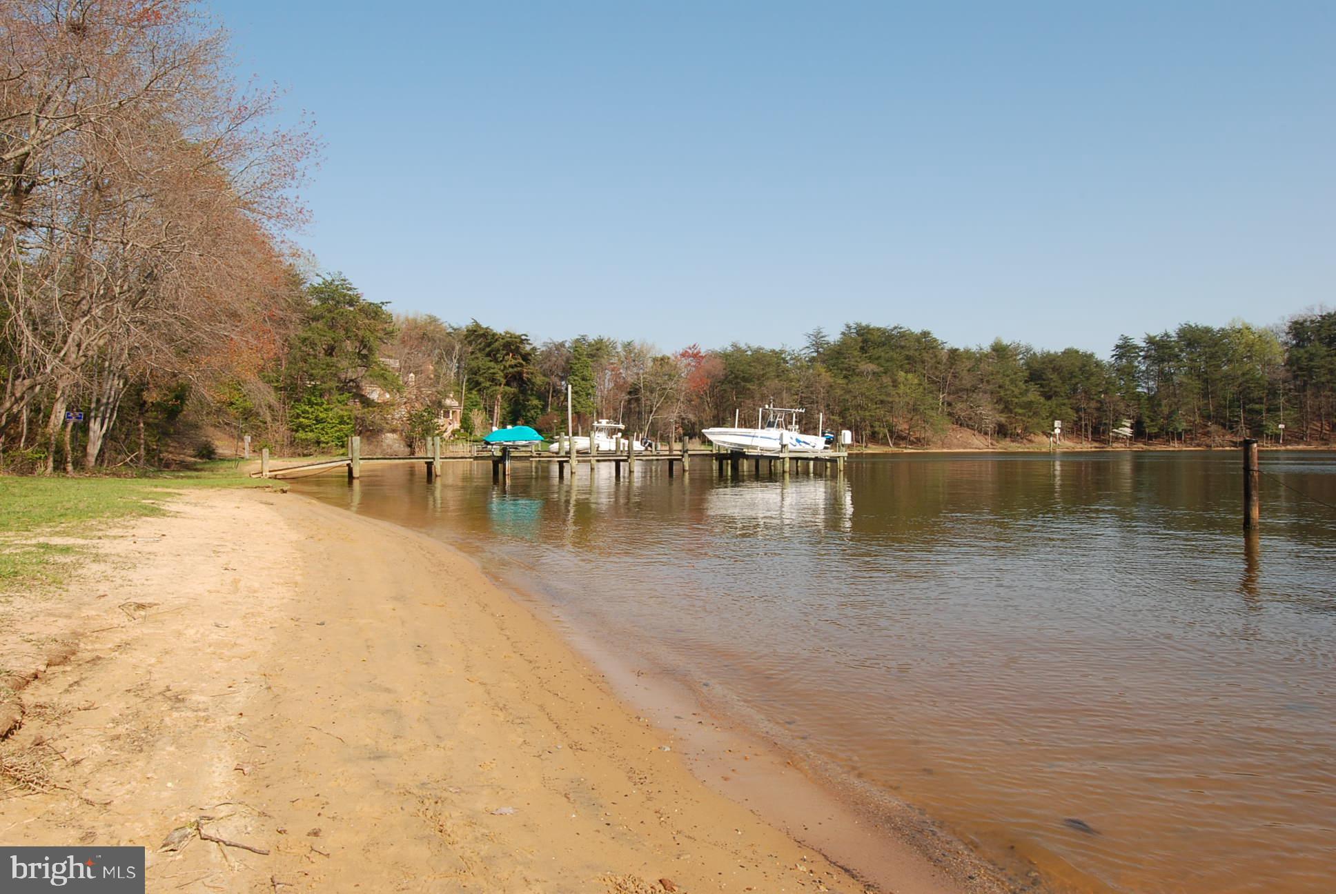 CARROLLTON MANOR - Residential