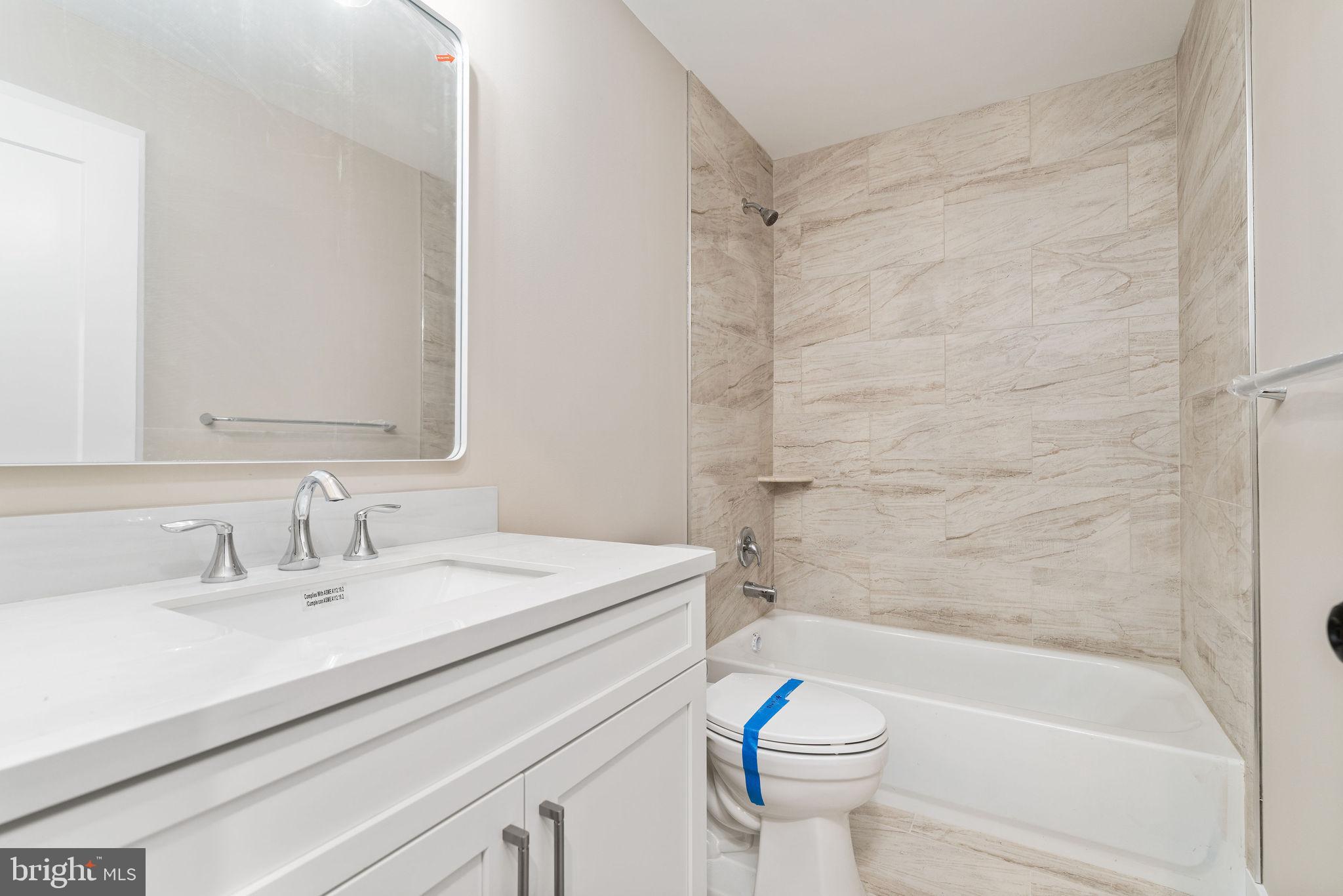 CARROLLTON MANOR - Residential