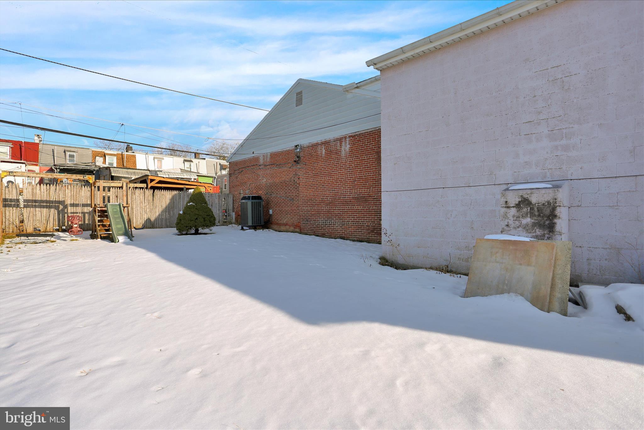 1215 and 1219 LUZERNE STREET