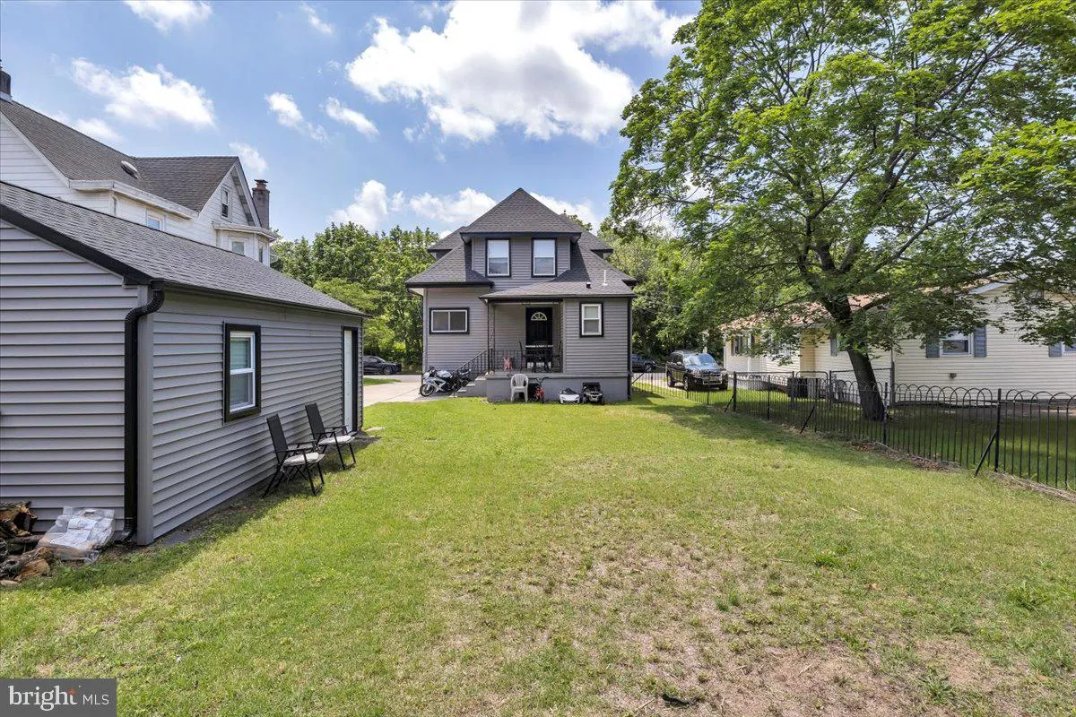 Westville, New Jersey 08093, United States, 3 Bedrooms Bedrooms, ,2 BathroomsBathrooms,Residential,Active,143319