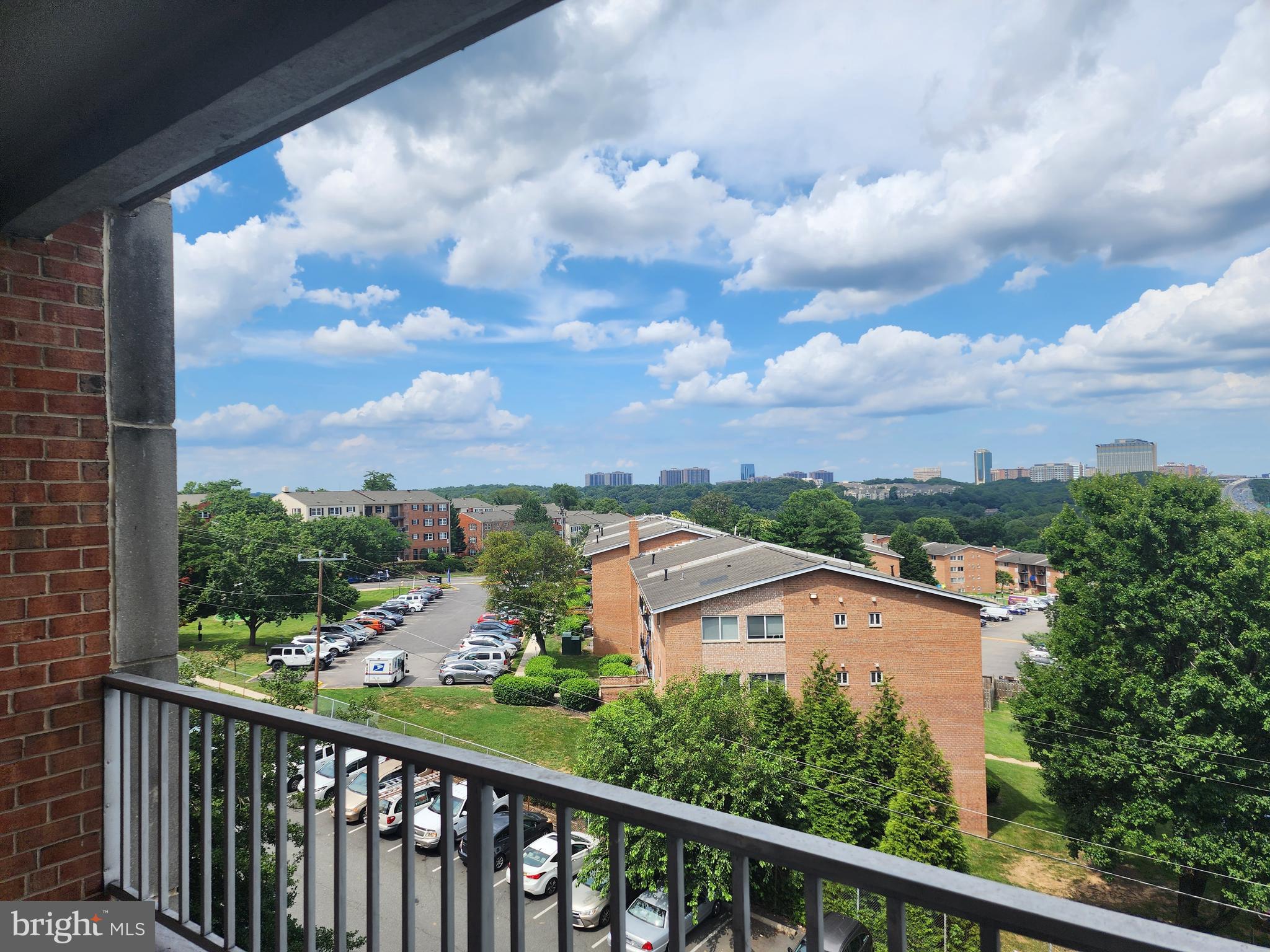 ALEXANDRIA - Residential