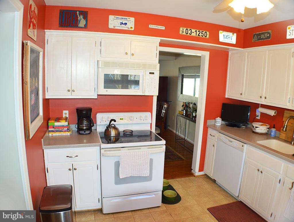 WATERFORD - Residential Lease