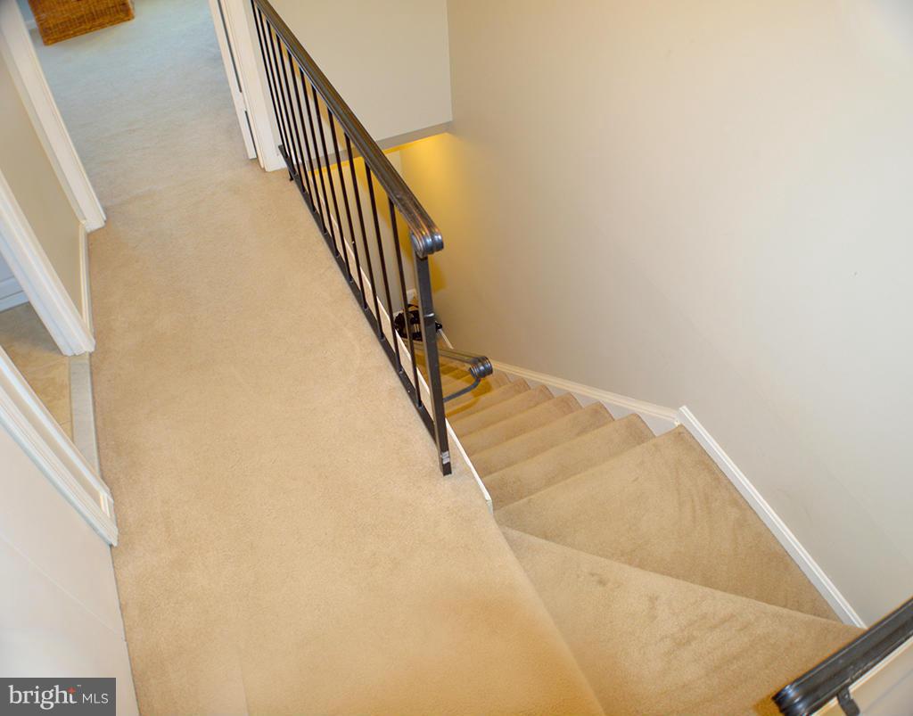 WATERFORD - Residential Lease