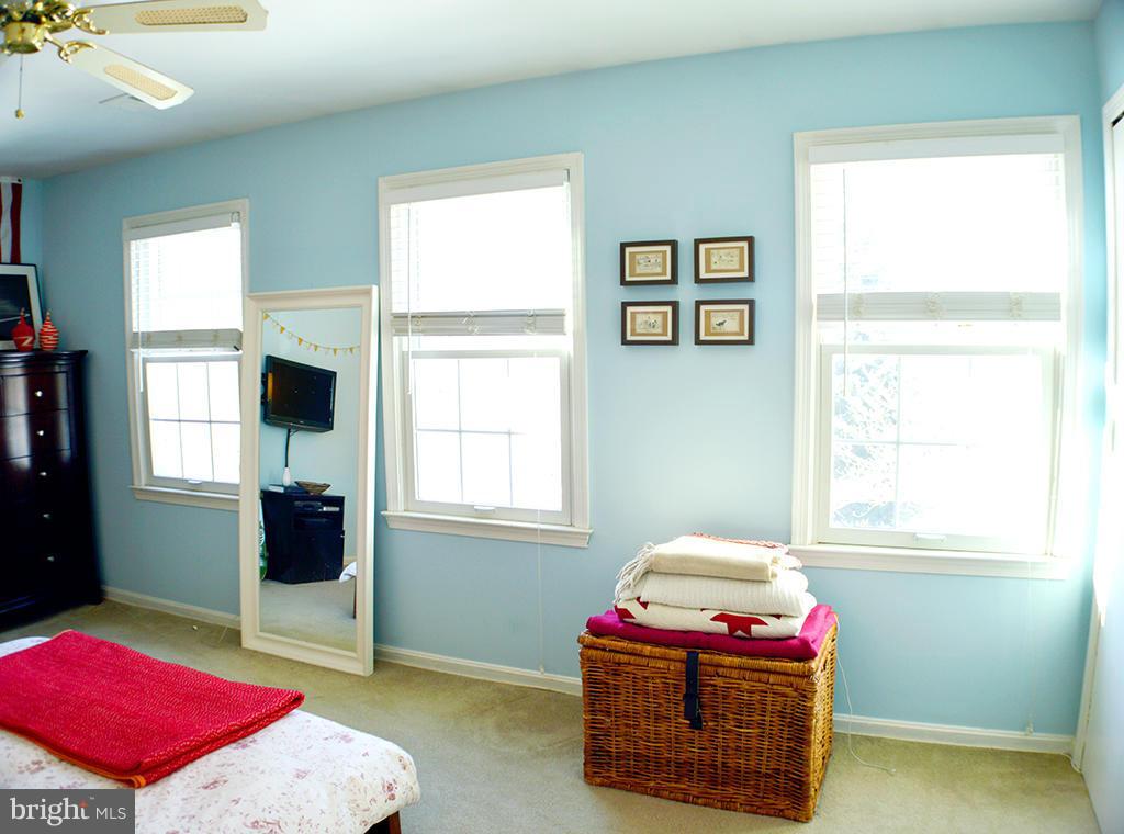 WATERFORD - Residential Lease