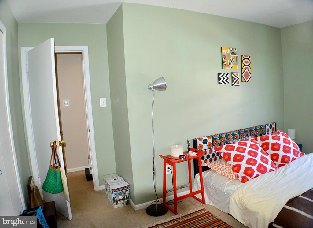 WATERFORD - Residential Lease