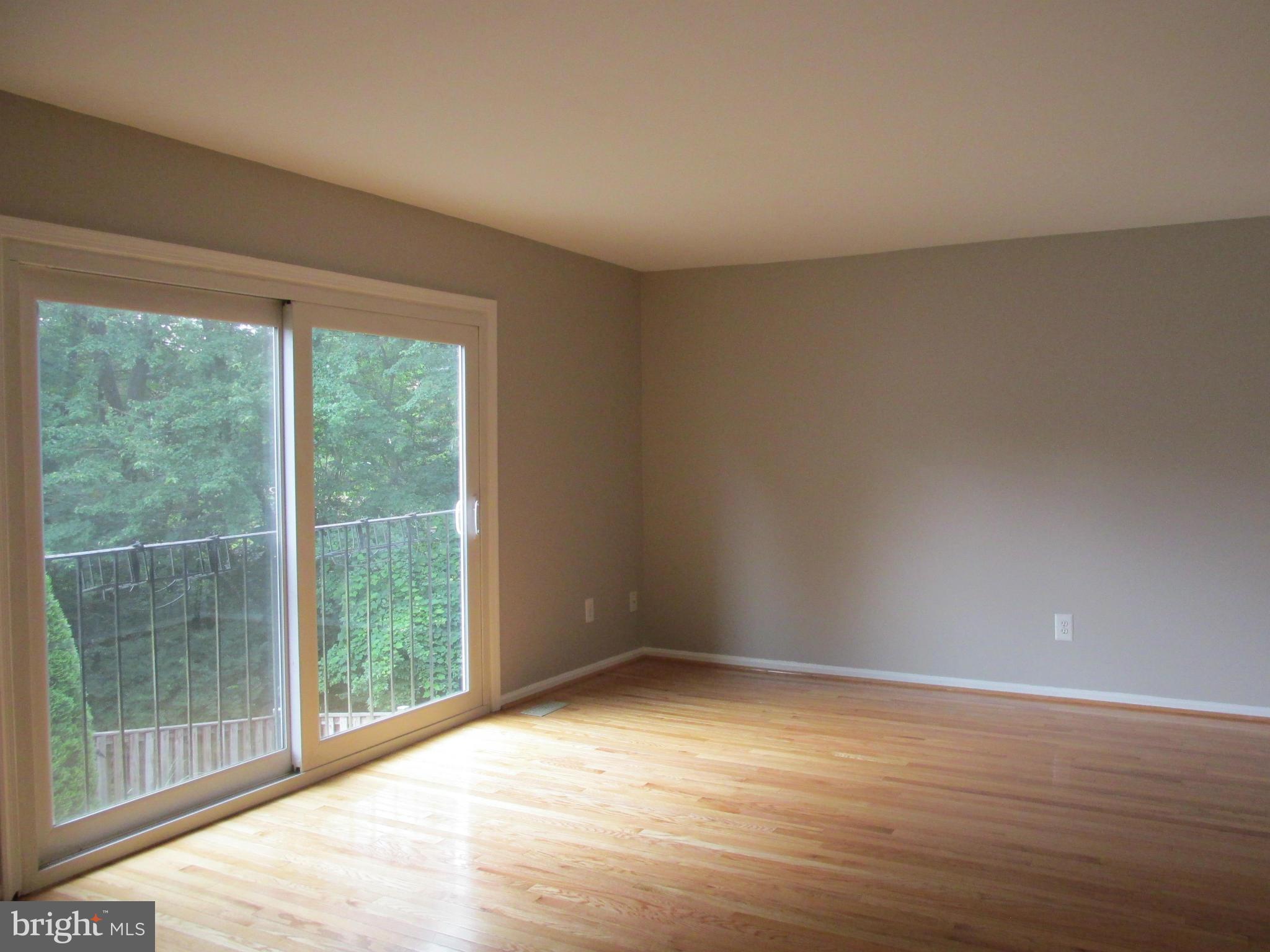 GLEN COVE - Residential Lease