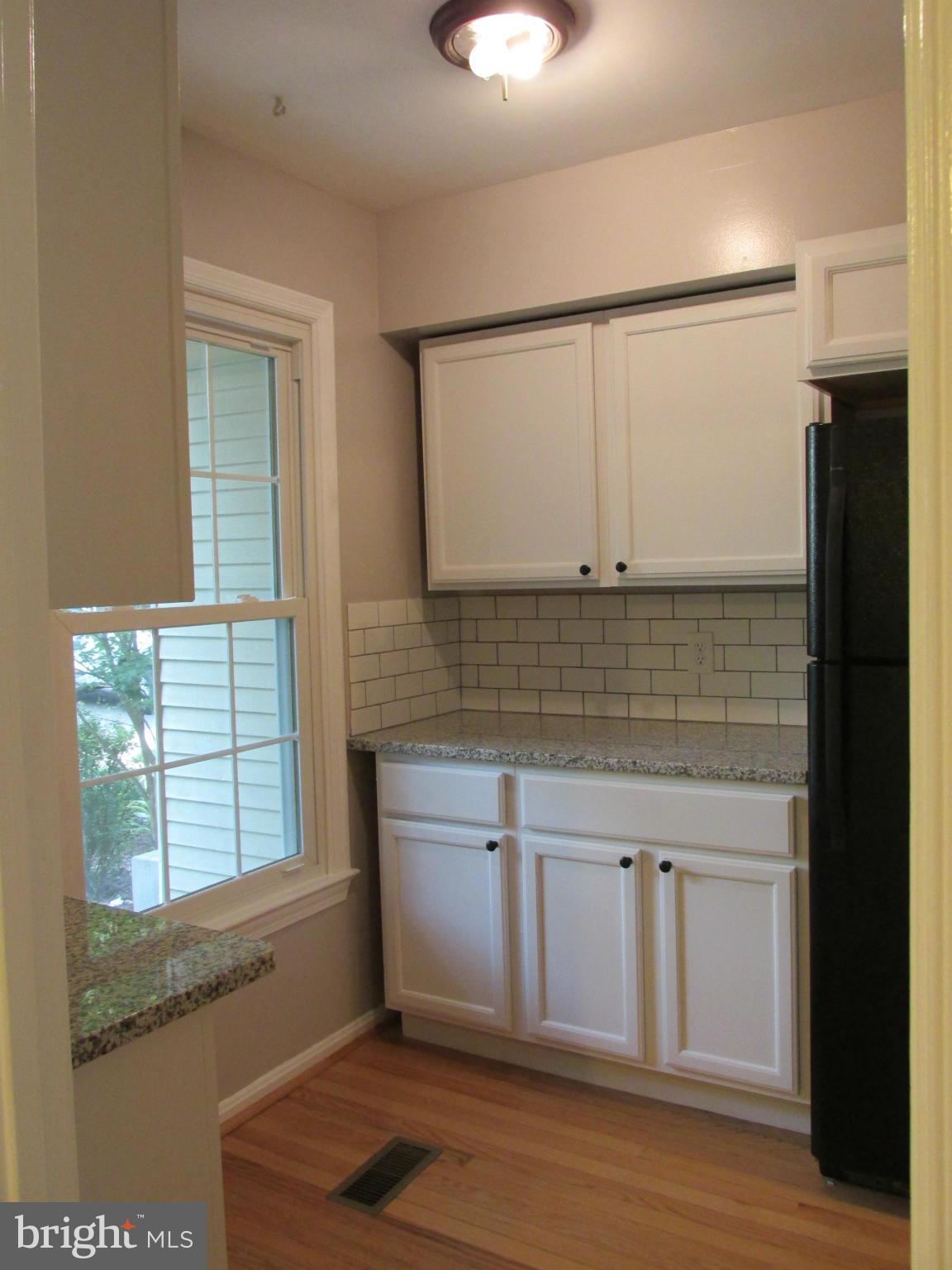 GLEN COVE - Residential Lease