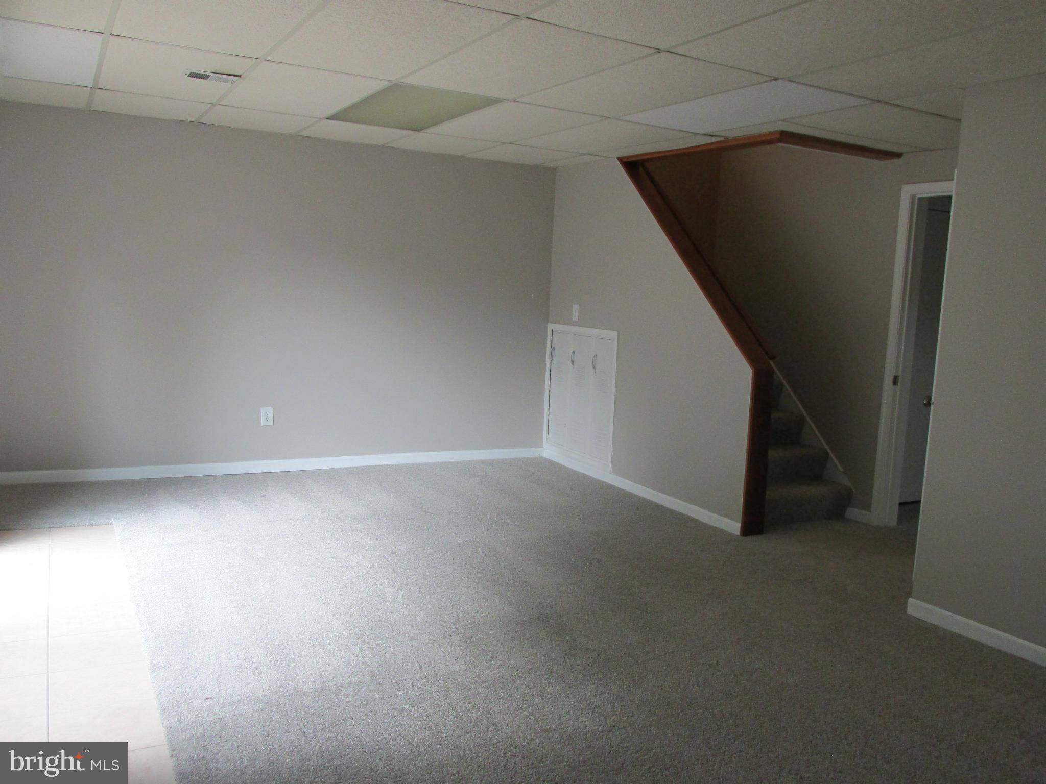 GLEN COVE - Residential Lease