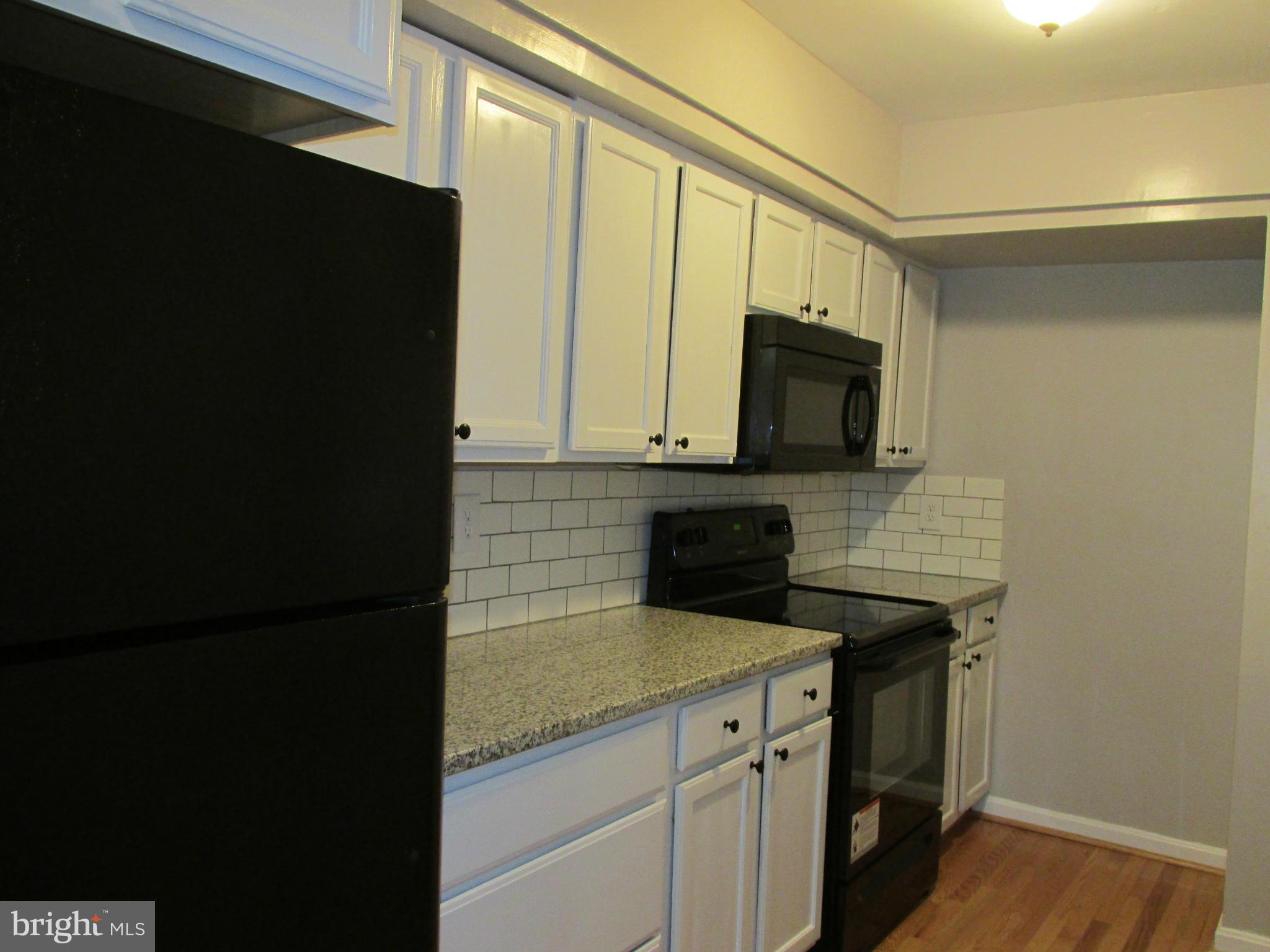 GLEN COVE - Residential Lease