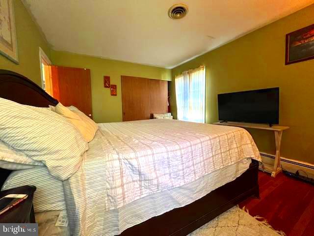 SNOWDEN OAKS - Residential