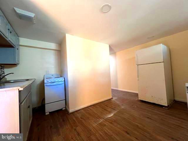 SNOWDEN OAKS - Residential