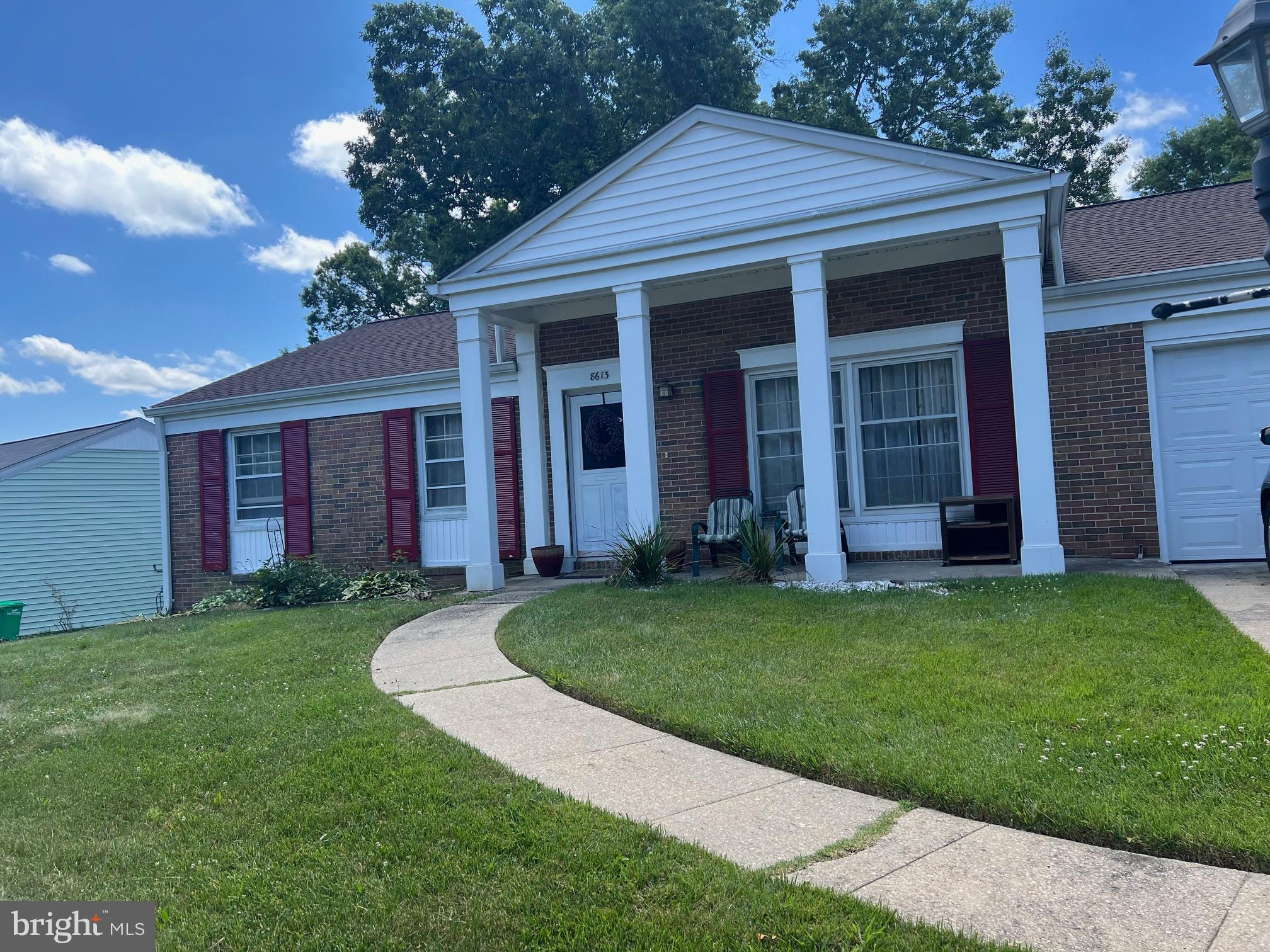 SNOWDEN OAKS - Residential