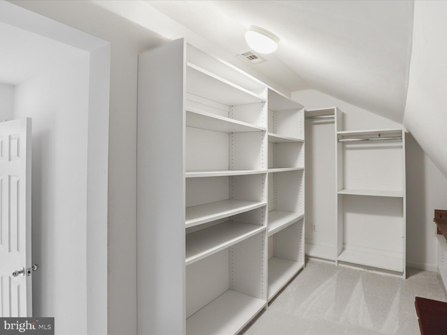 SULLY STATION II - Residential