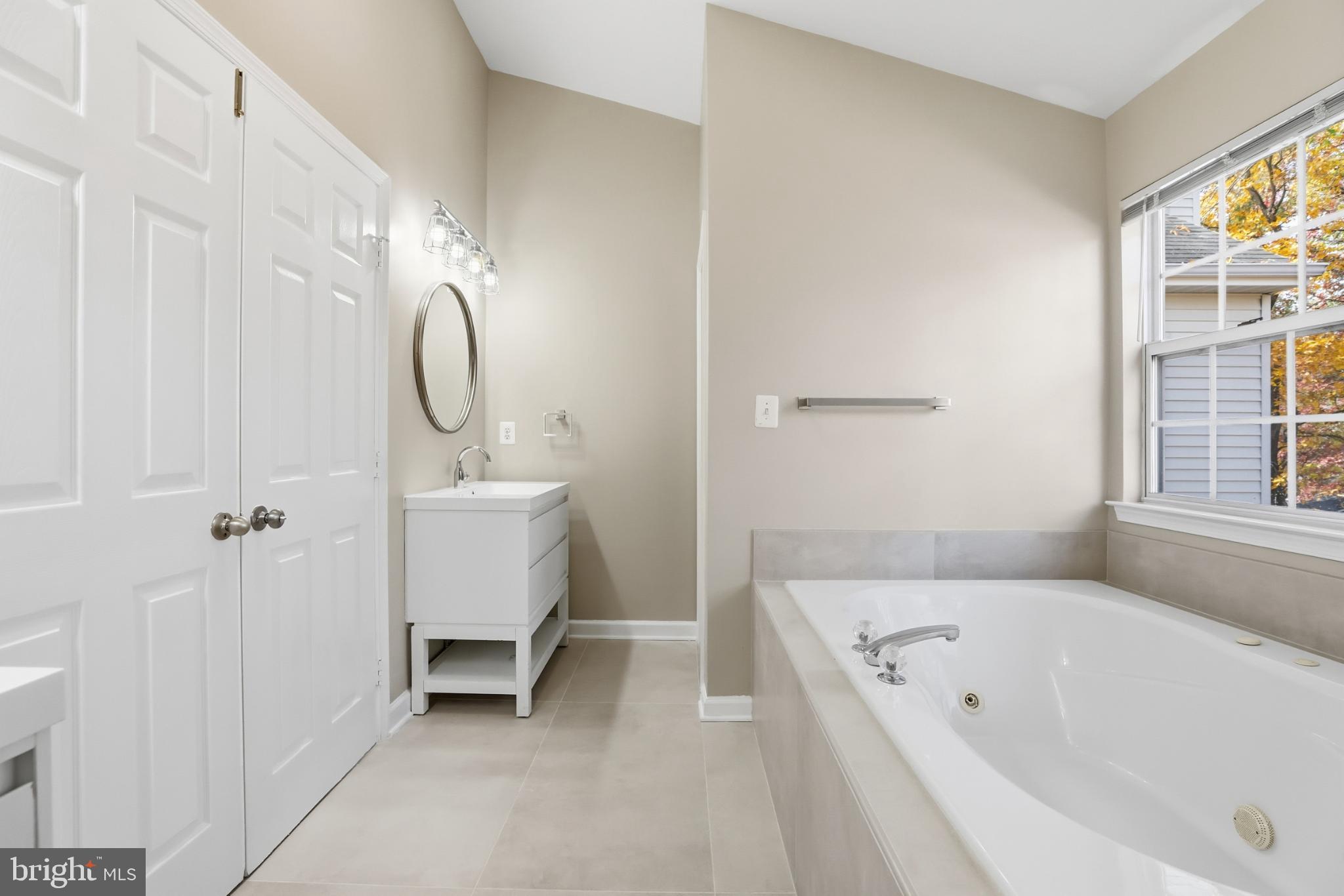 GLENN ESTATES - Residential