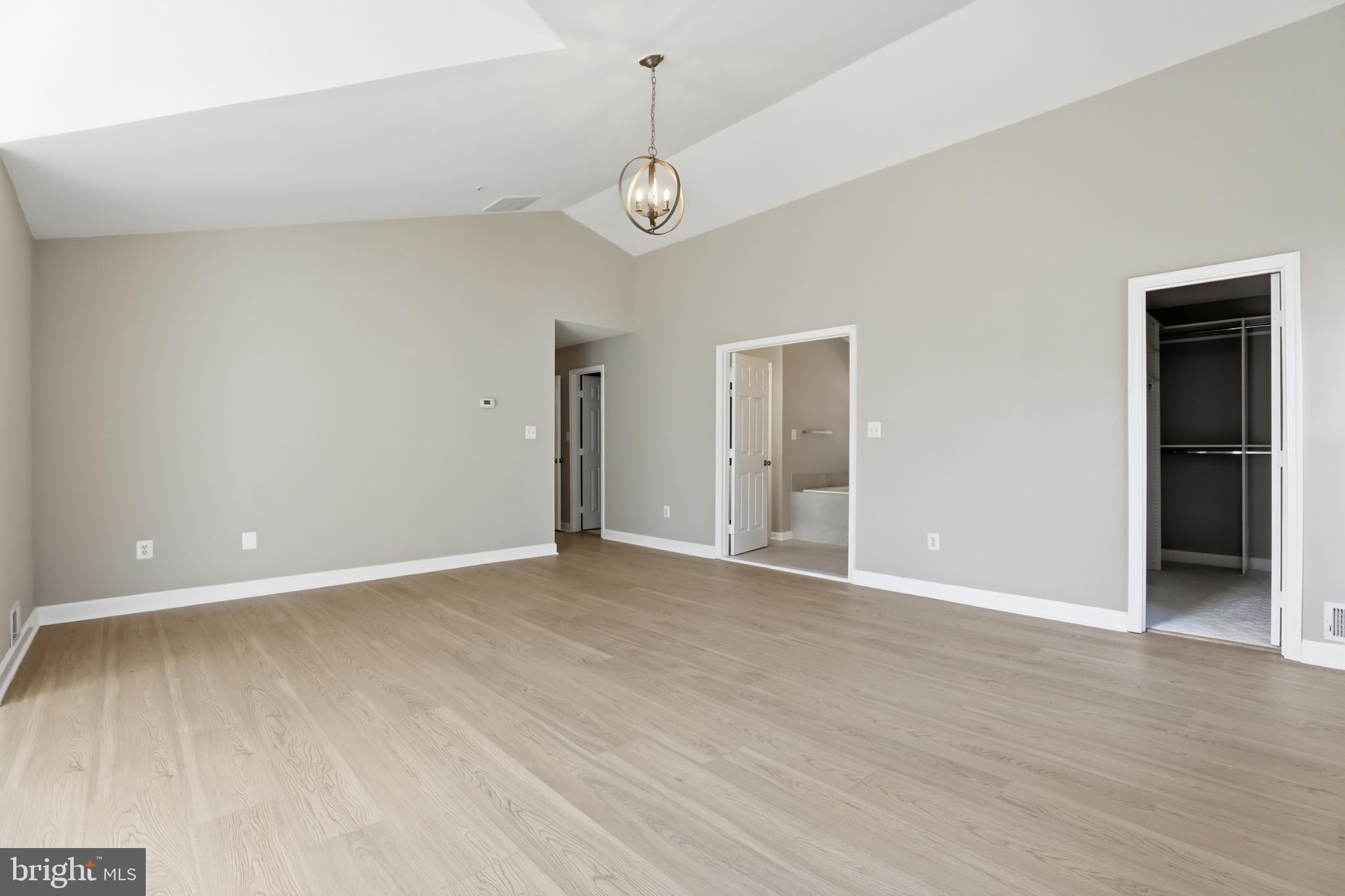 GLENN ESTATES - Residential