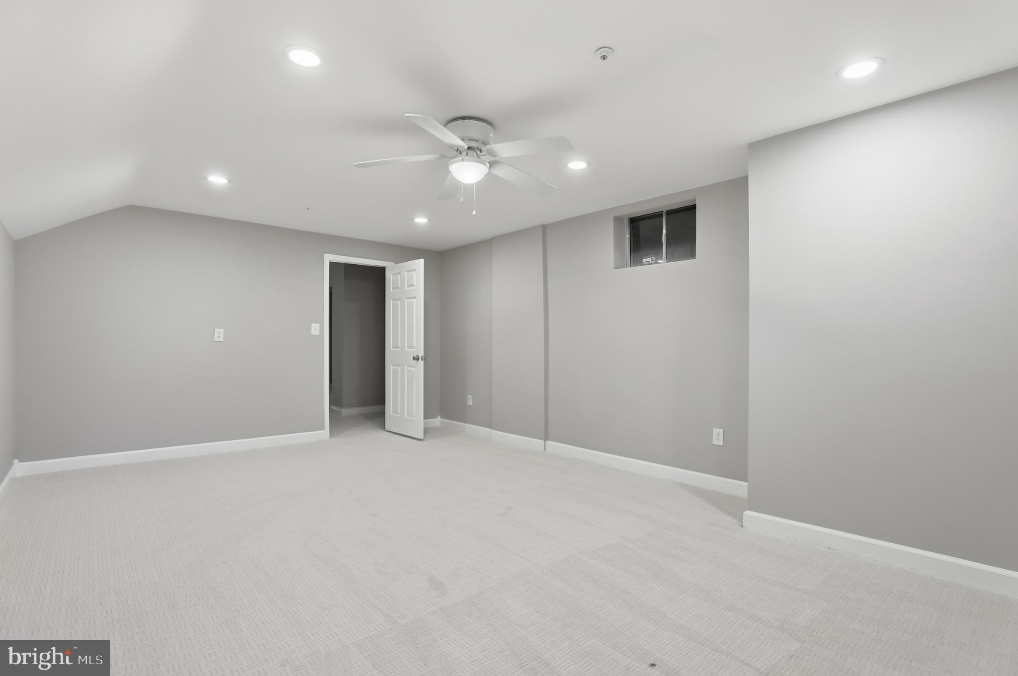 GLENN ESTATES - Residential