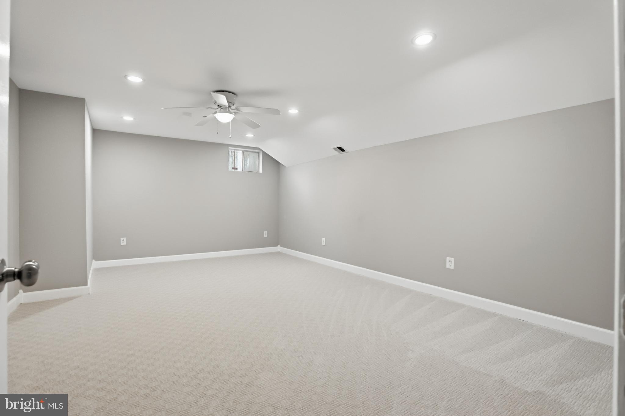 GLENN ESTATES - Residential