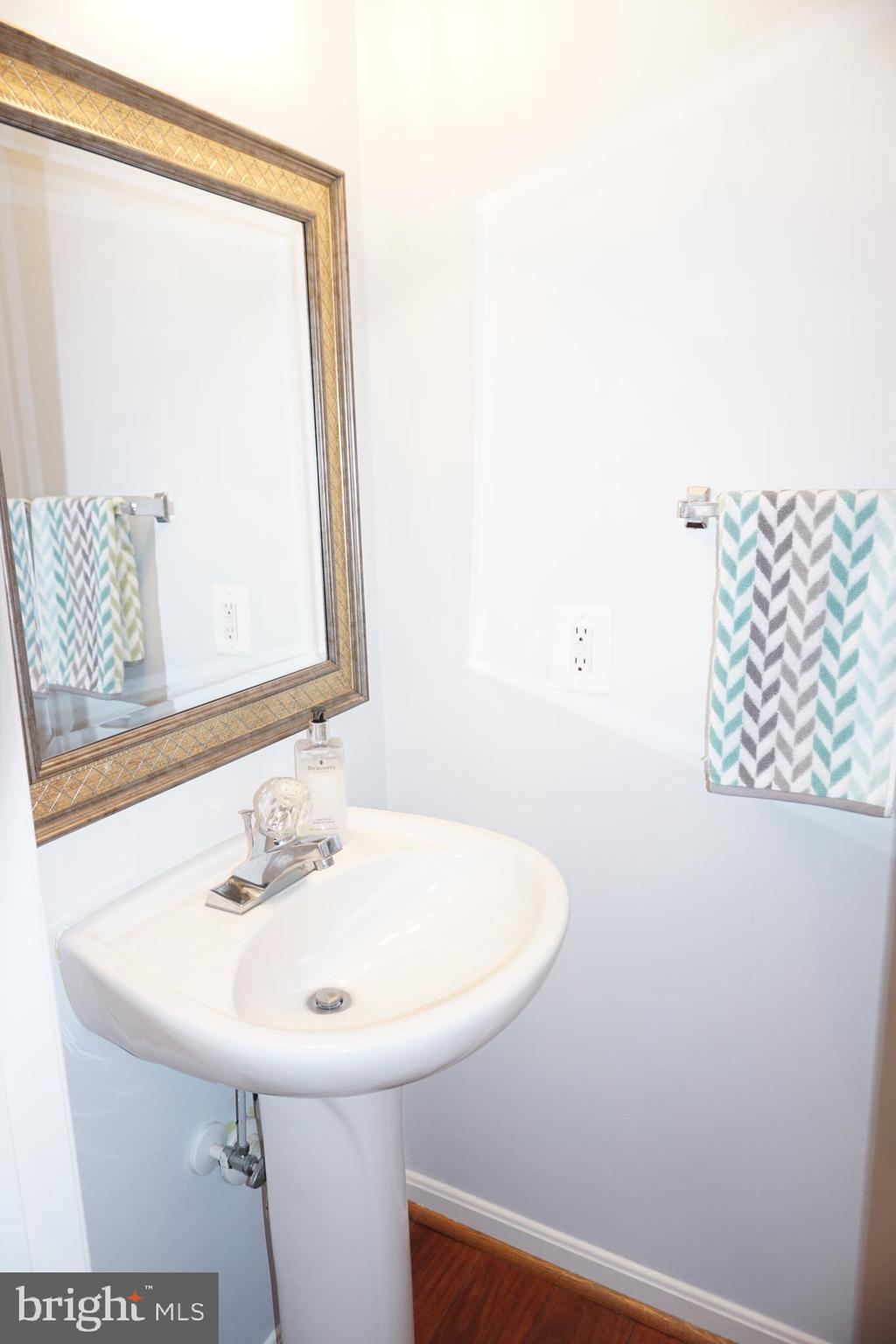 APPLEGATE NORTH - Residential