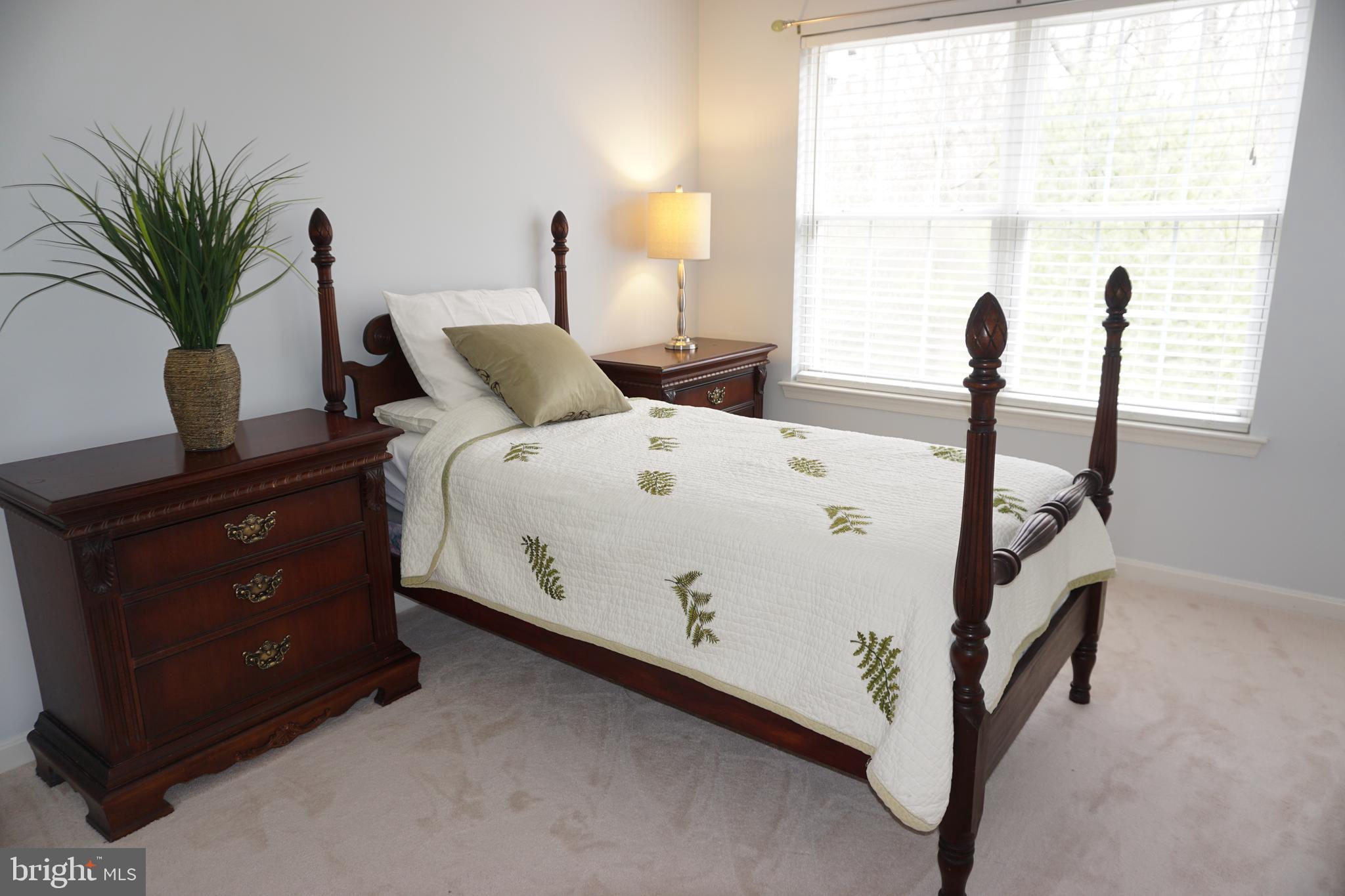 APPLEGATE NORTH - Residential