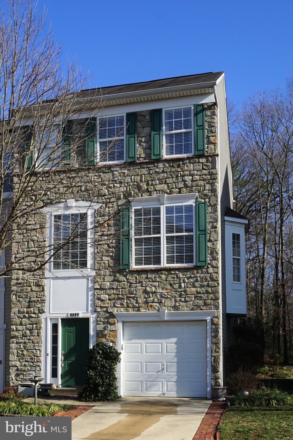 APPLEGATE NORTH - Residential