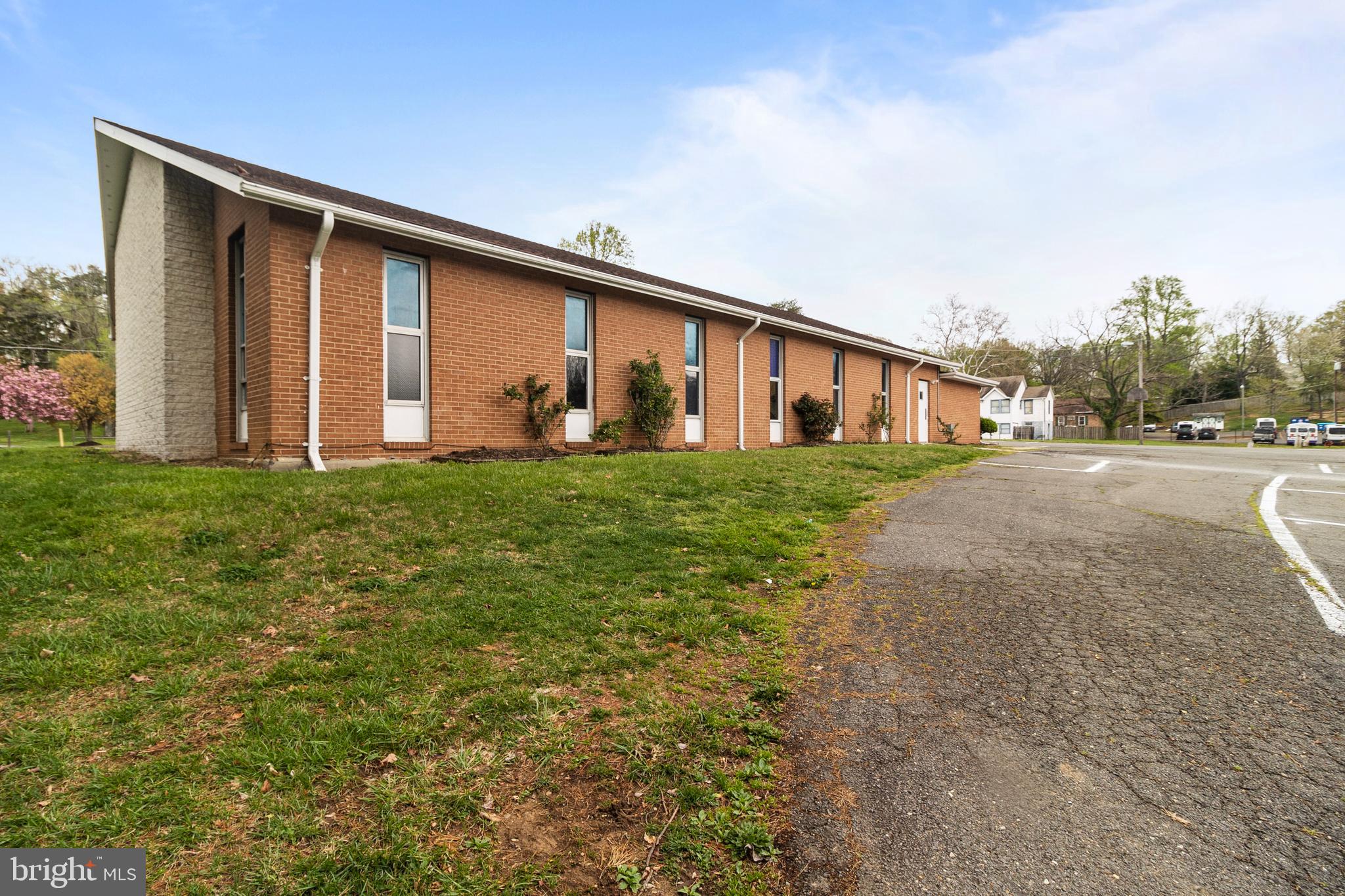 5001 BACKLICK ROAD